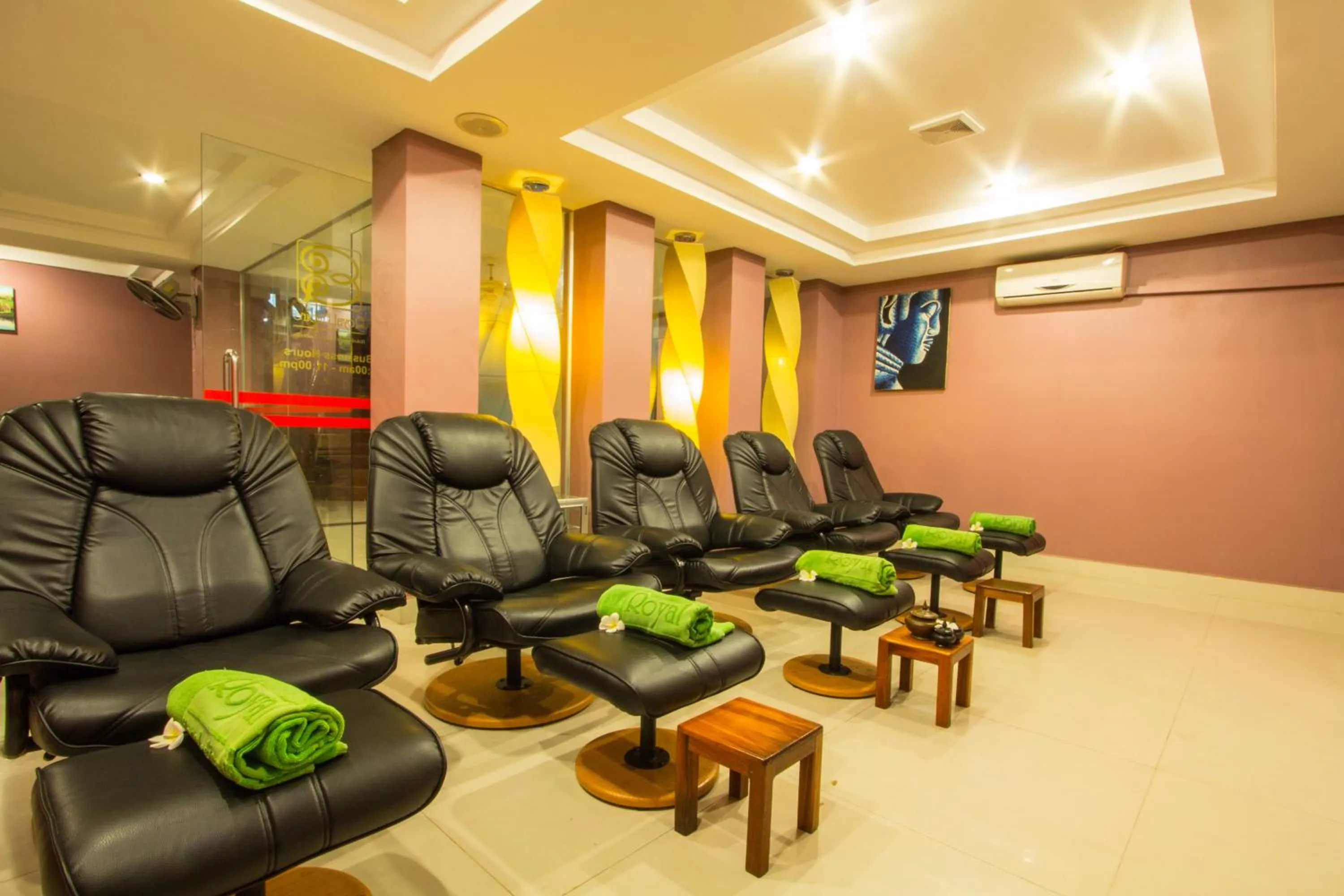 Massage in Royal Empire Hotel