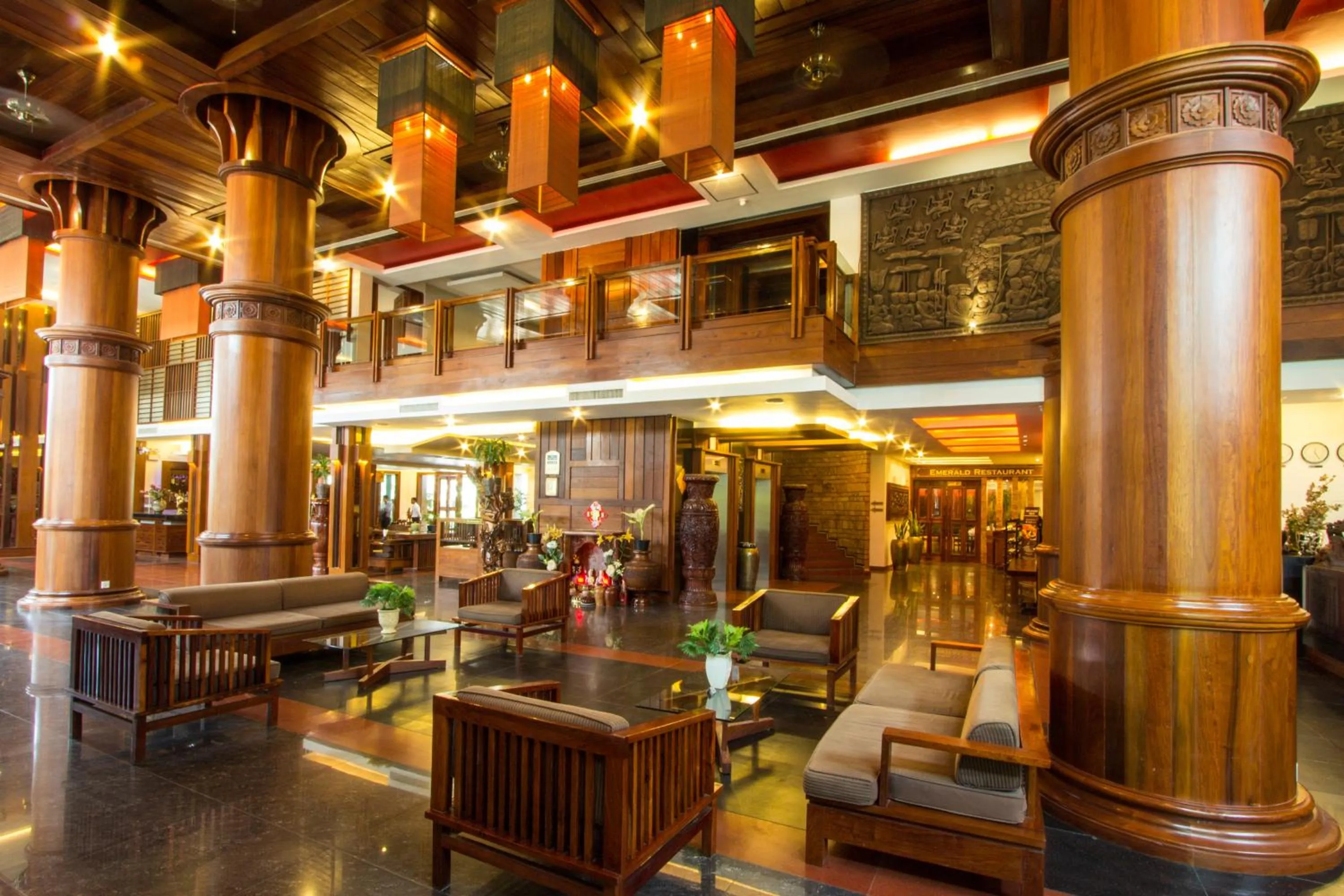 Lobby or reception in Royal Empire Hotel
