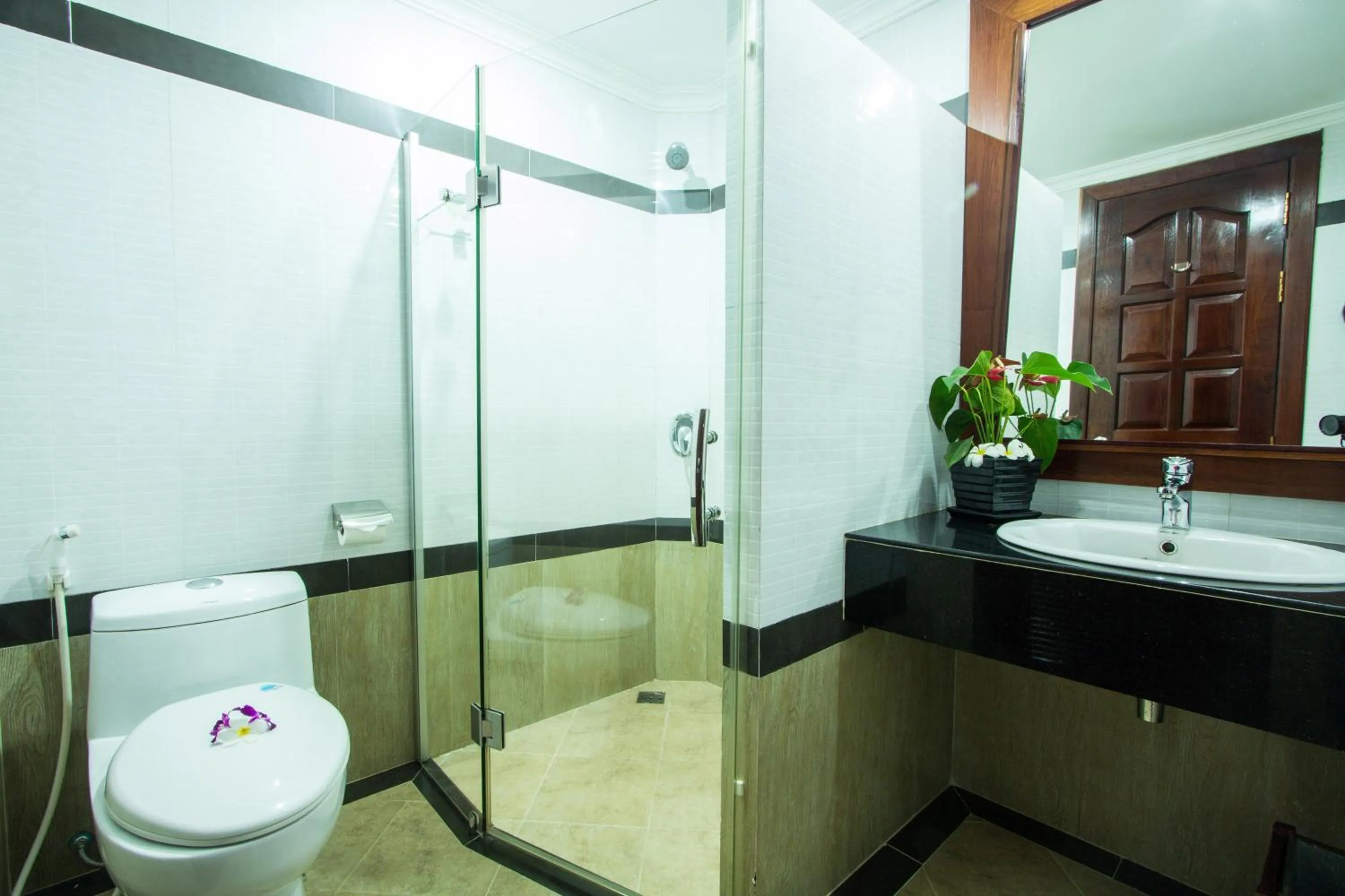 Shower in Royal Empire Hotel