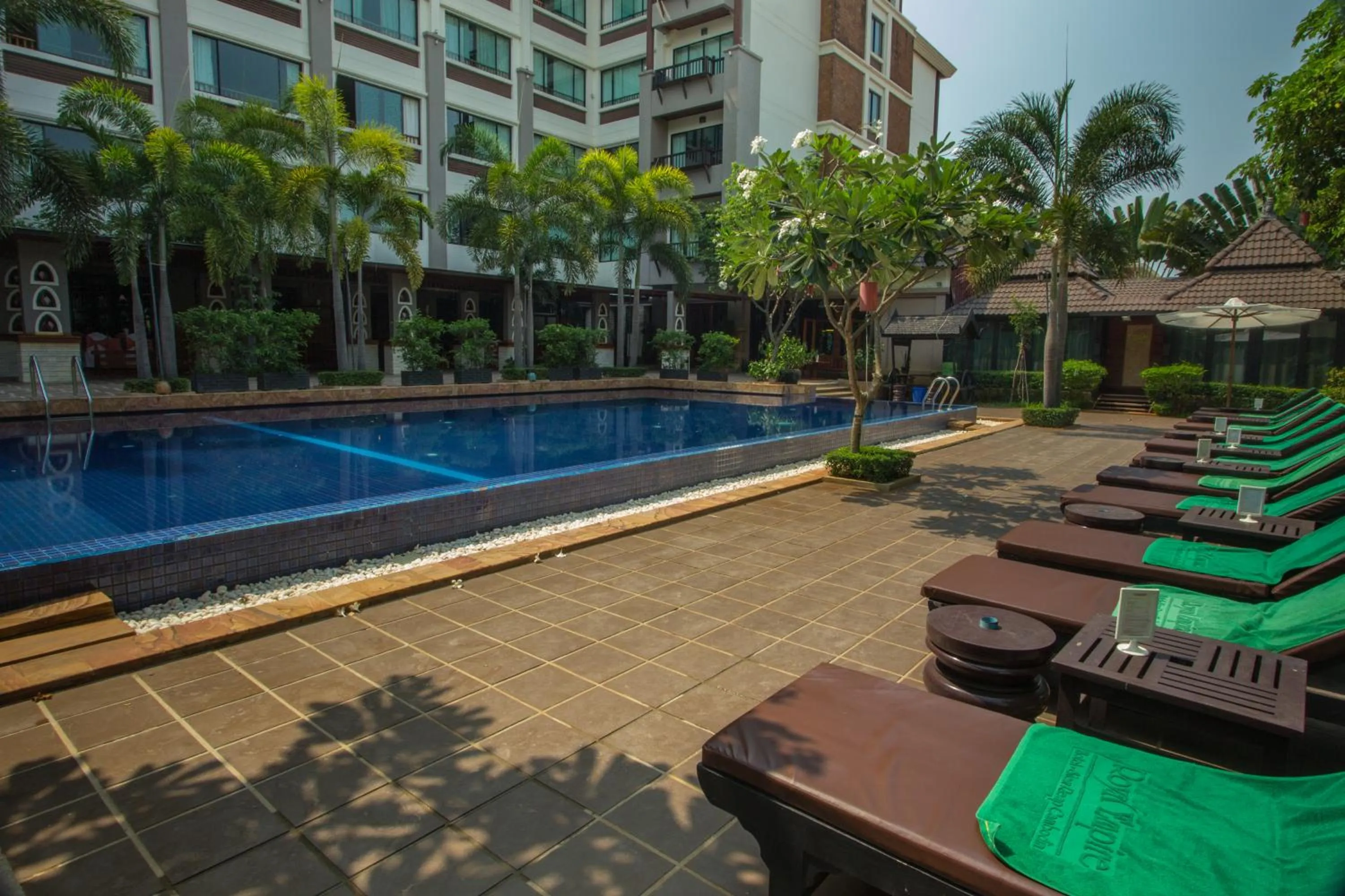 Swimming pool in Royal Empire Hotel