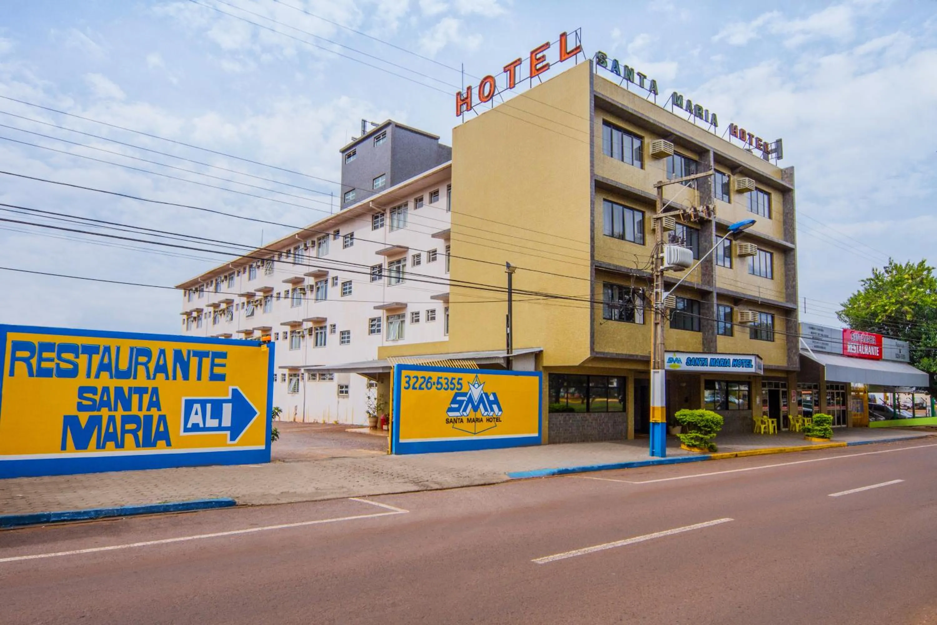 Property building in Santa Maria Hotel