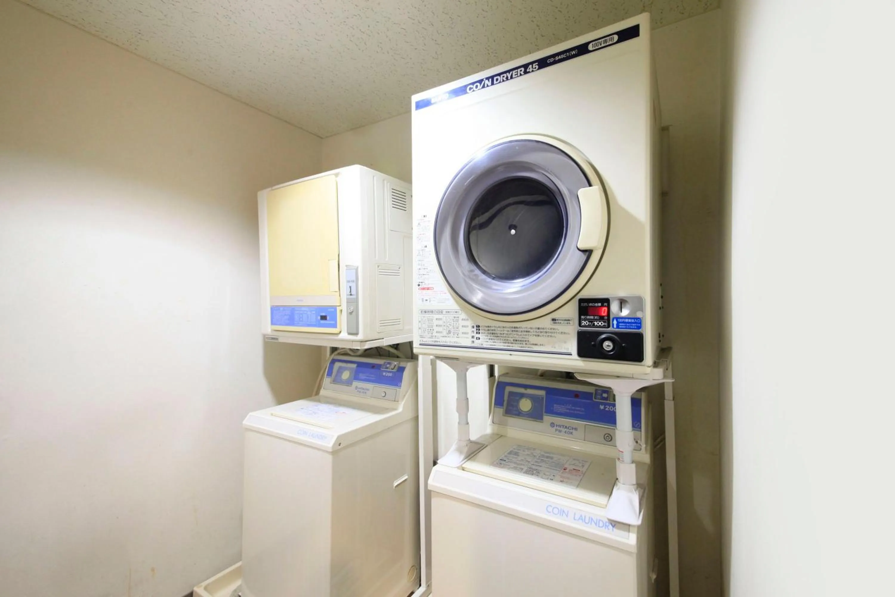 washing machine in Evergreen-Fuji