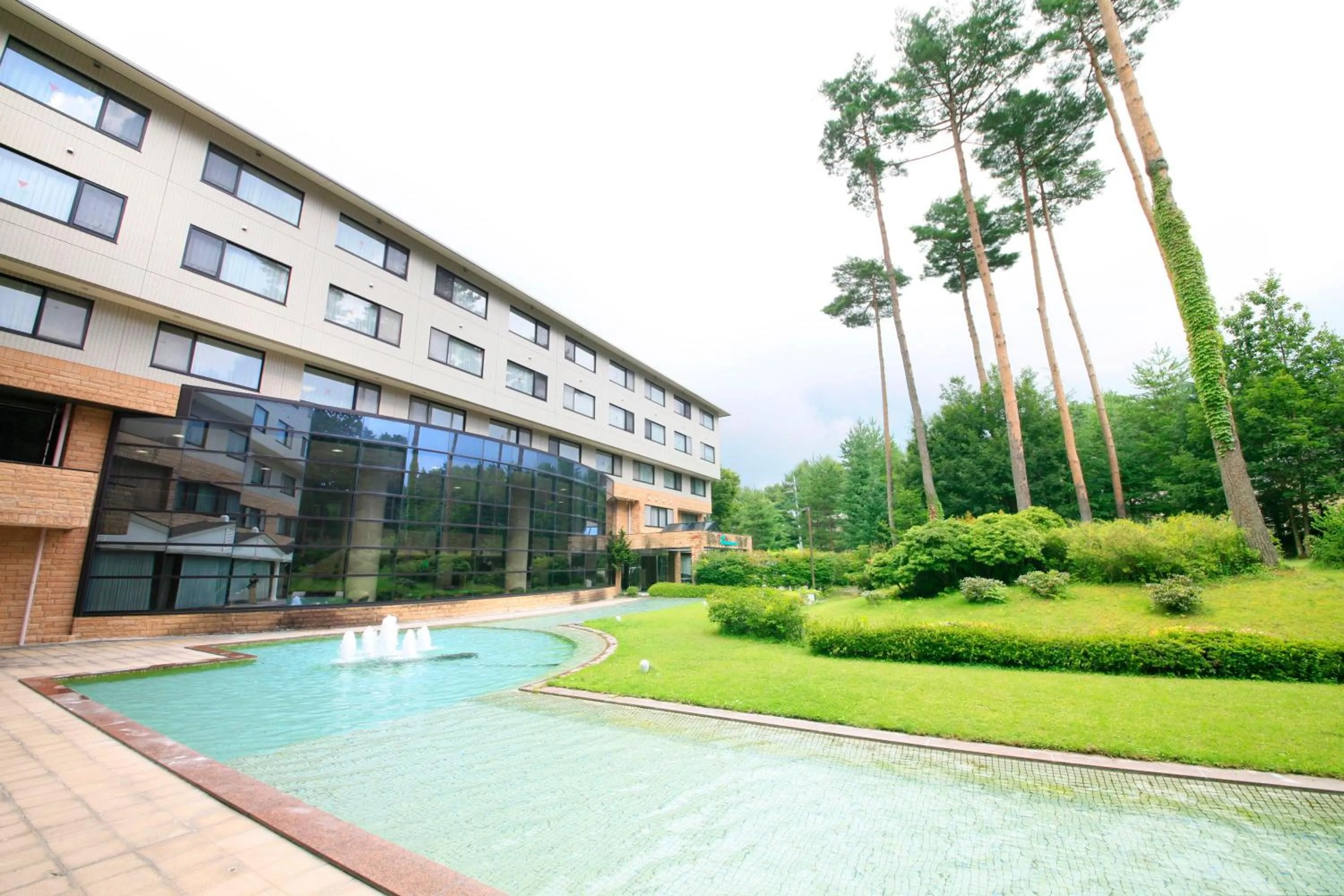 Property building in Evergreen-Fuji