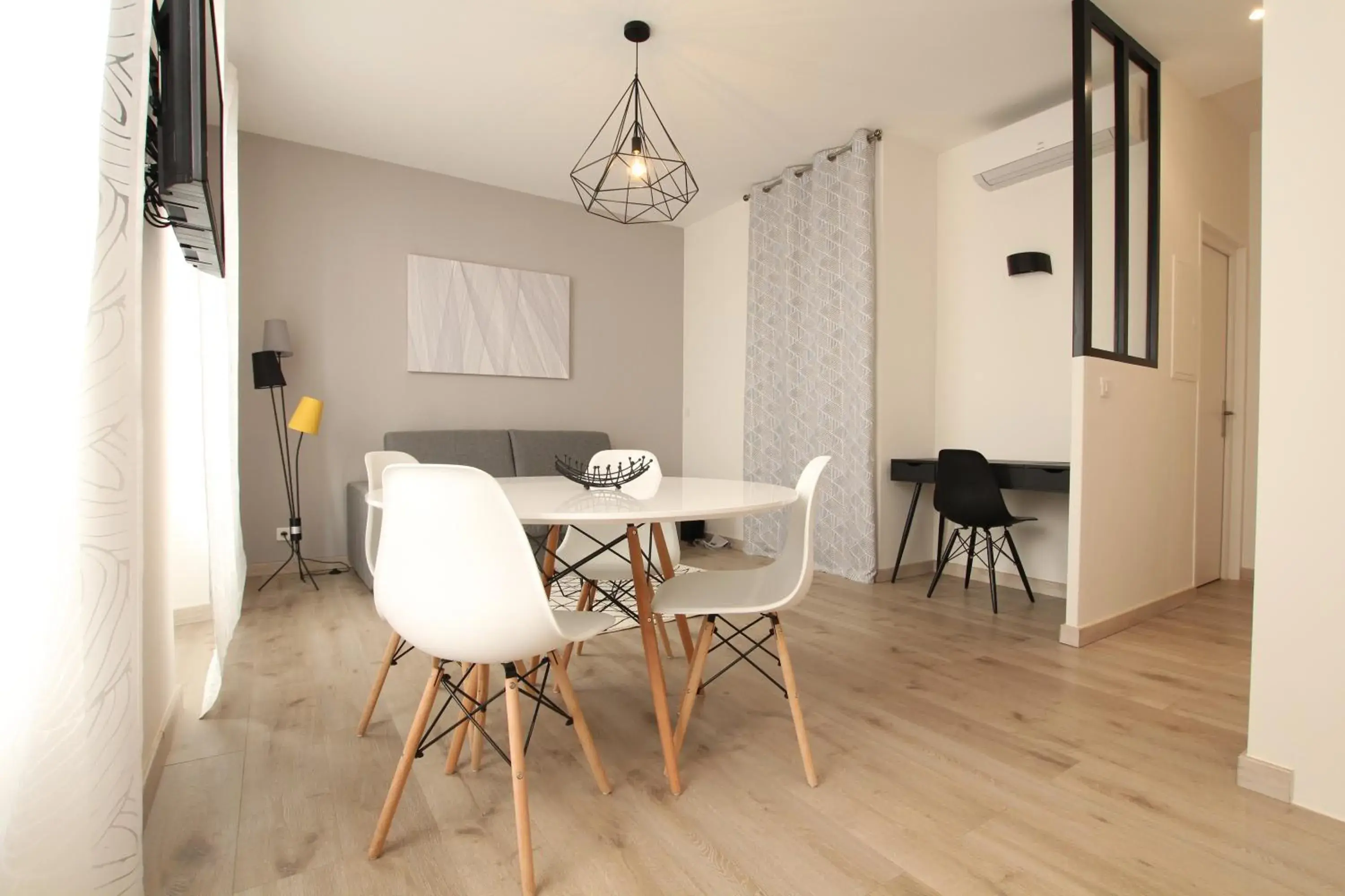 One-Bedroom Apartment in Cosy-Cocoon One-Bedroom Apartment in Cosy-Cocoon