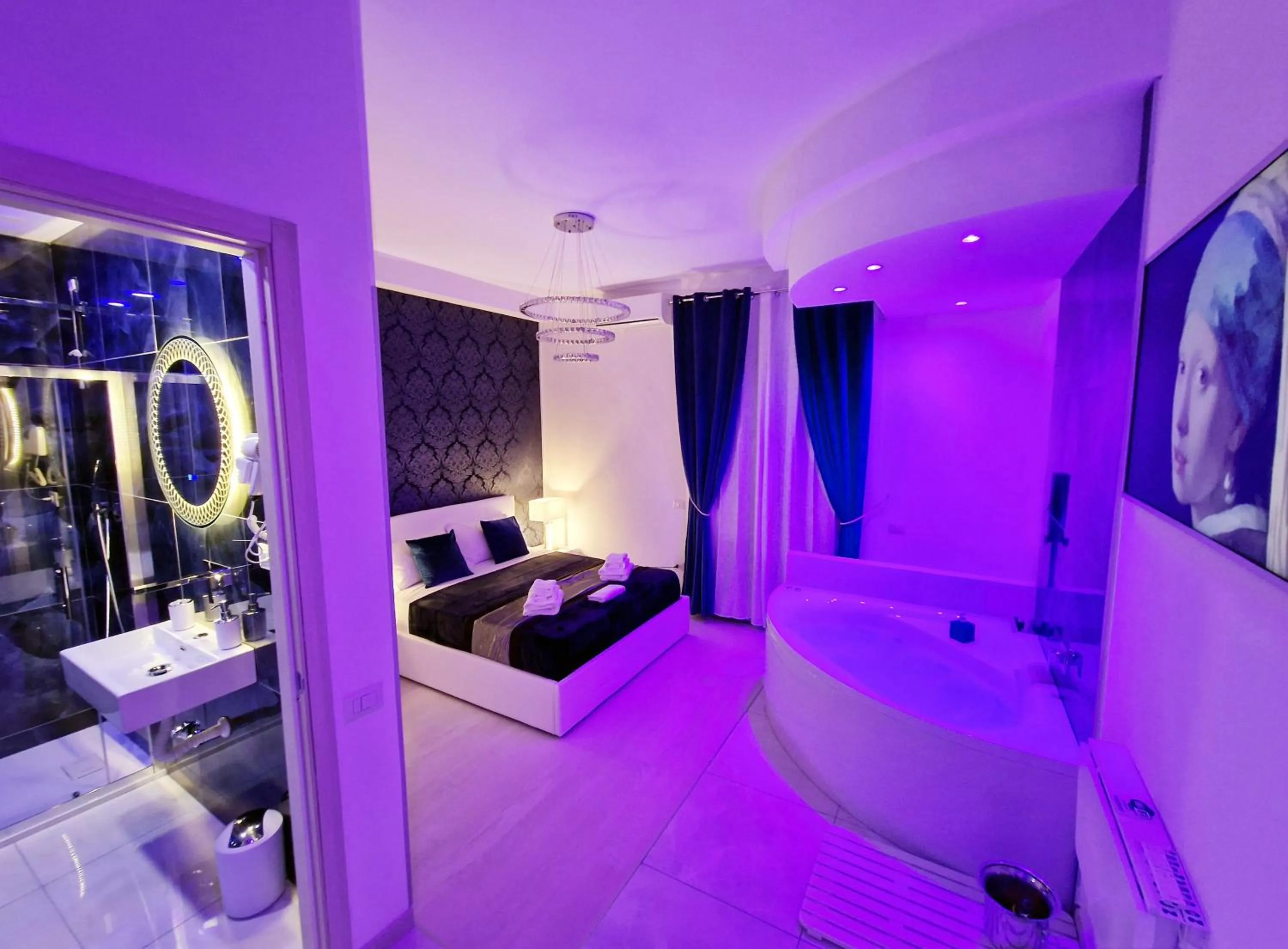 Bedroom in Maschio Angioino Suite