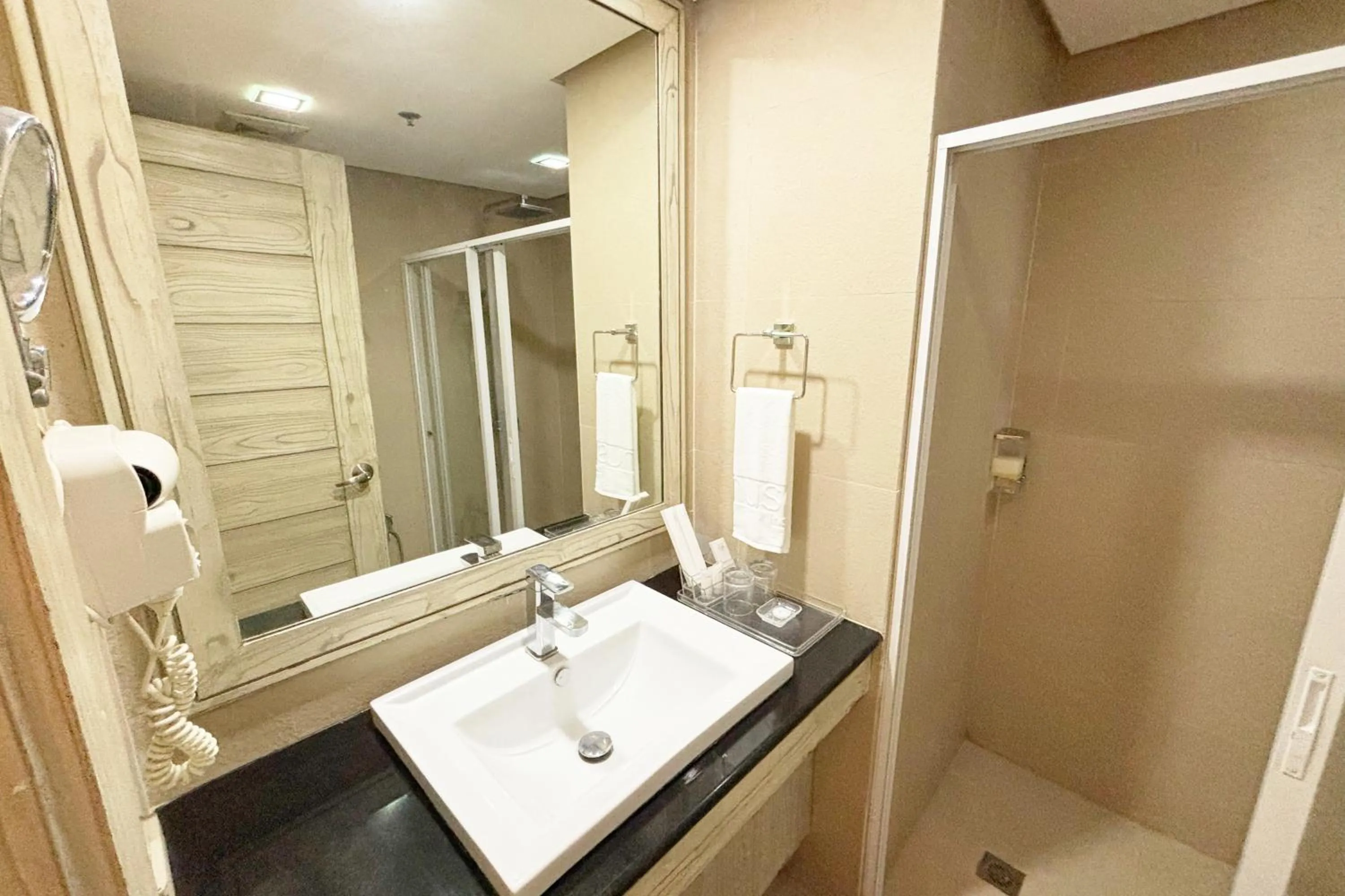 The Muse Beach Front Hotel Boracay