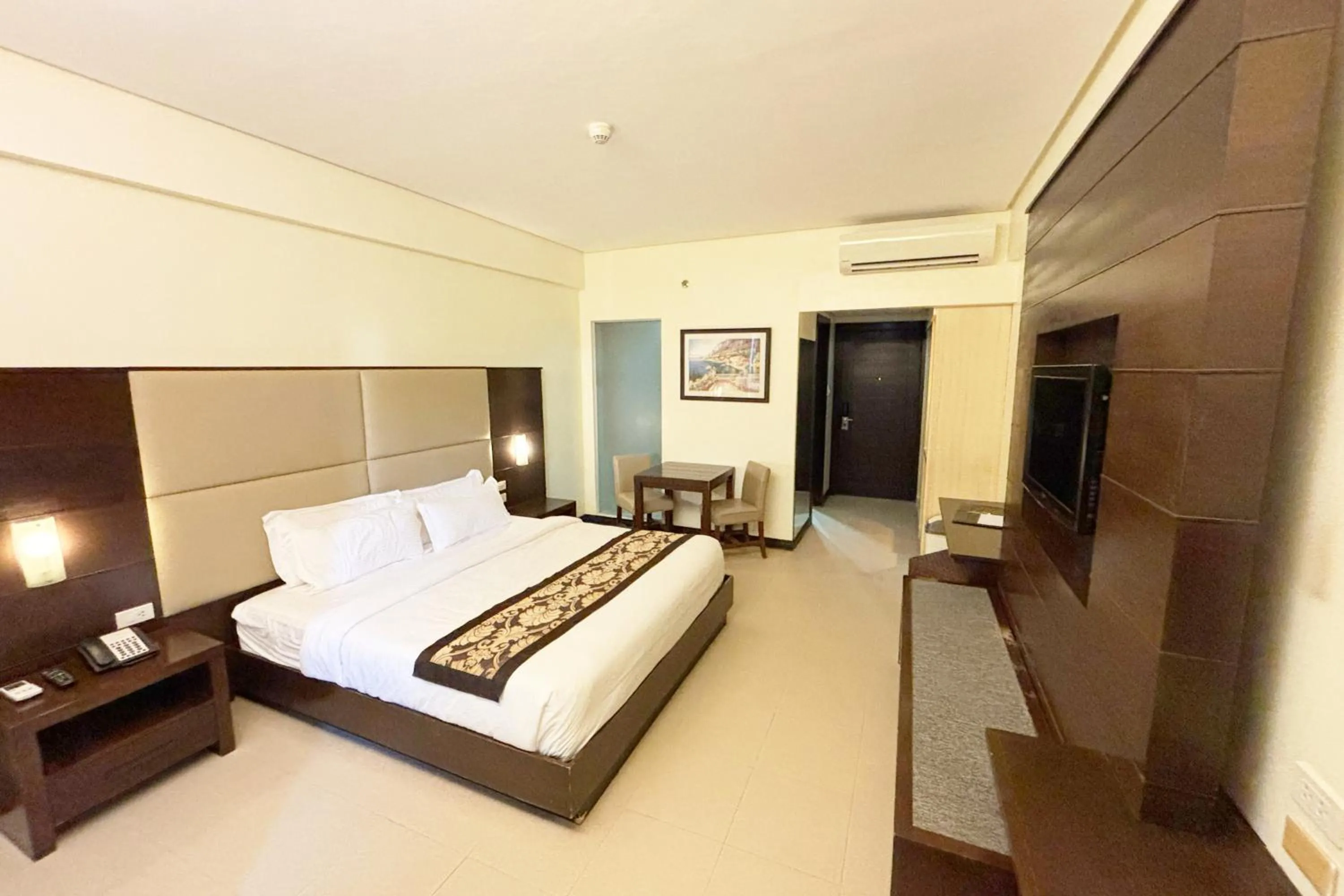 Bed in The Muse Beach Front Hotel Boracay