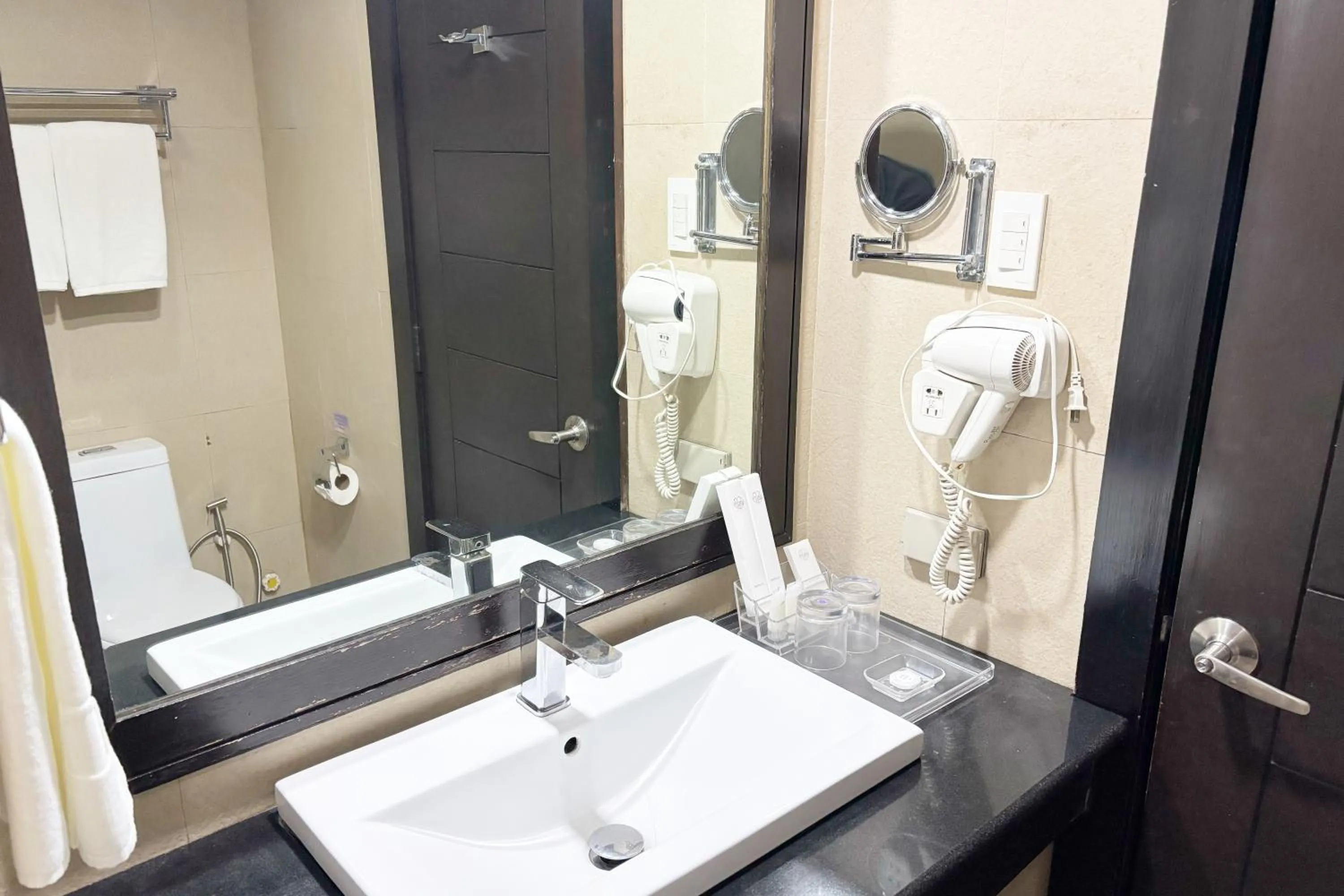 The Muse Beach Front Hotel Boracay