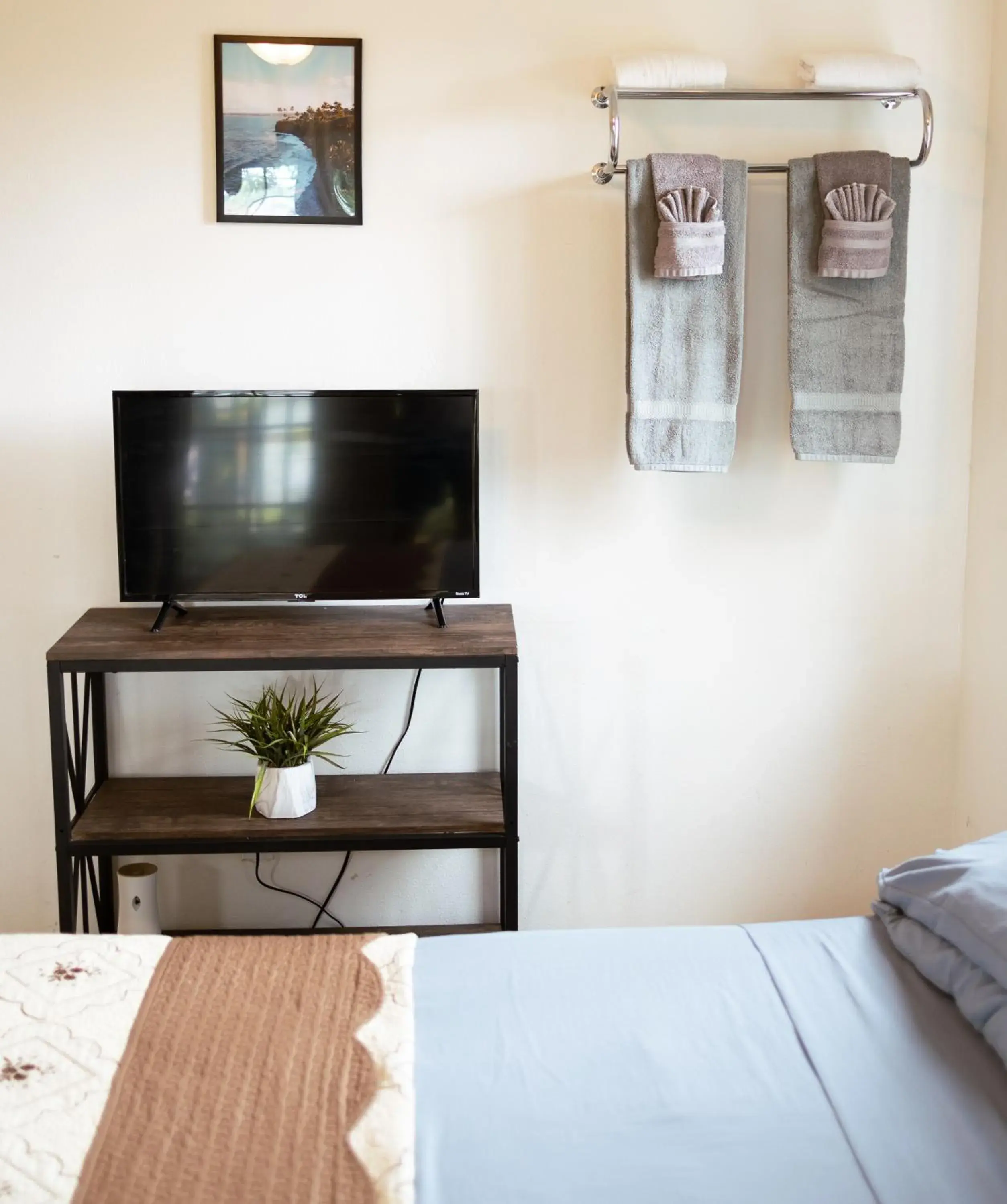 Bed in Hilo Vacation Rental Bed in Hilo Vacation Rental