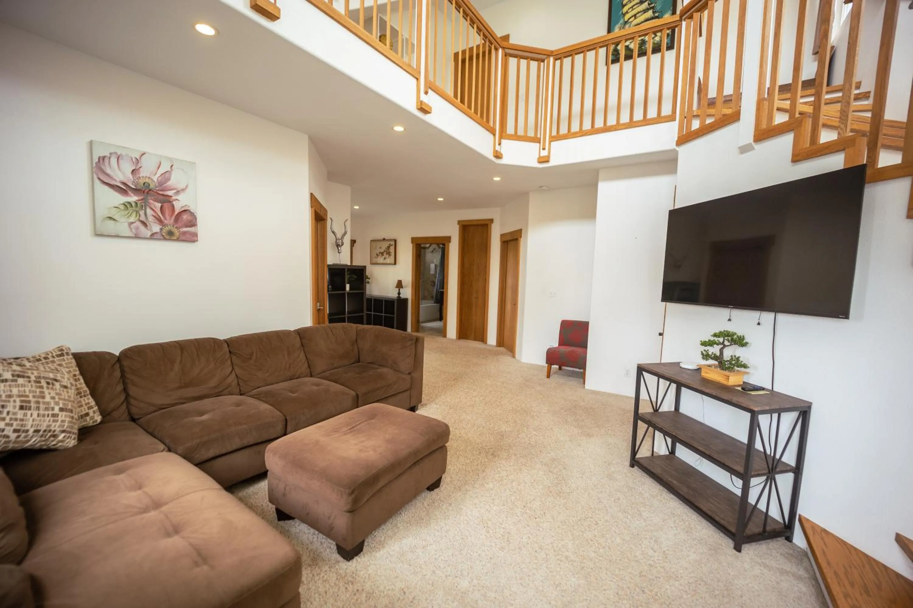 Living room in Hilo Vacation Rental