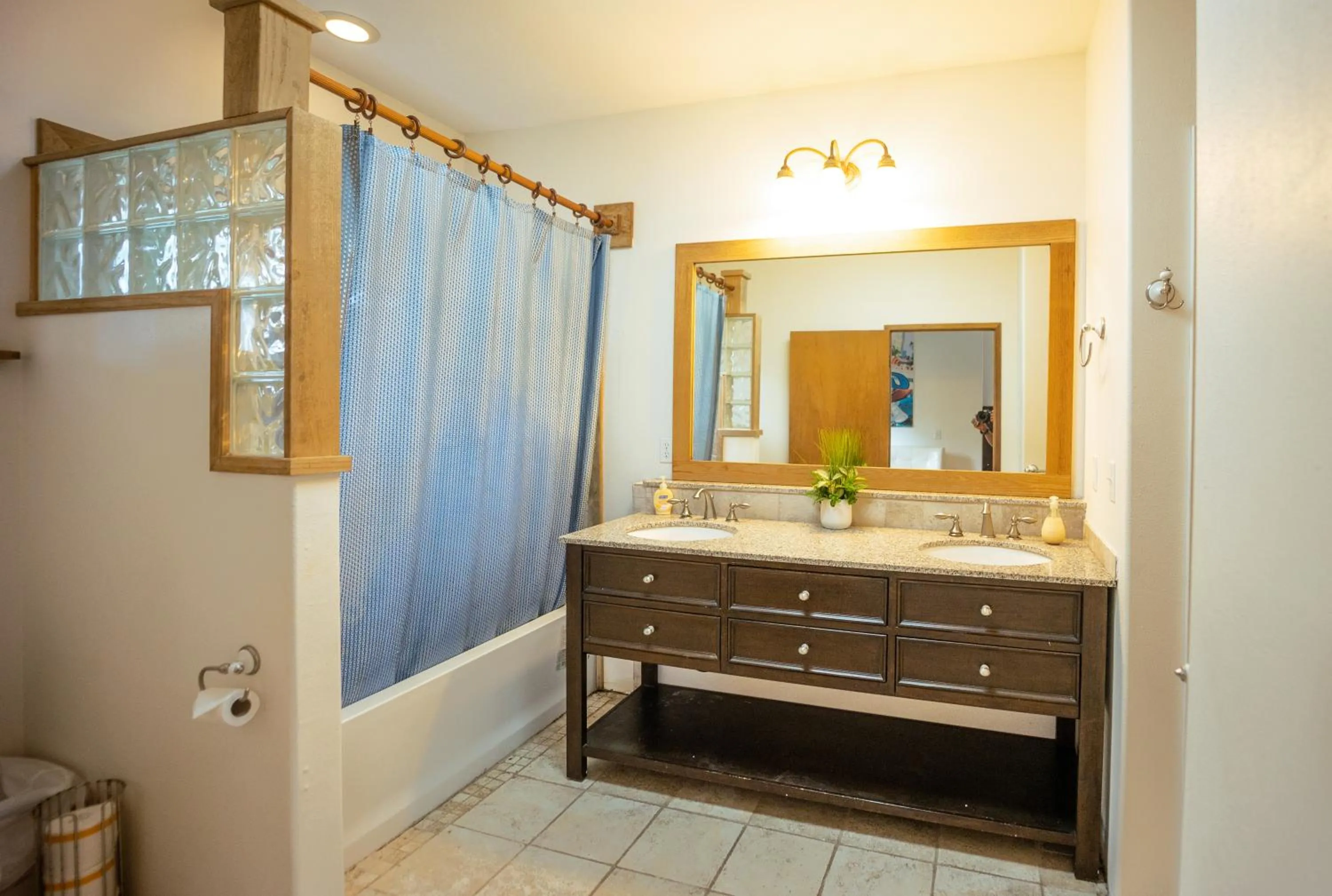 Bathroom in Hilo Vacation Rental