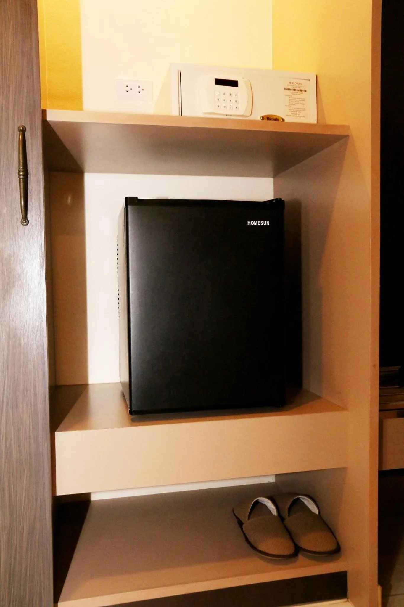 safe in Crystal Palace Luxury Hotel Pattaya