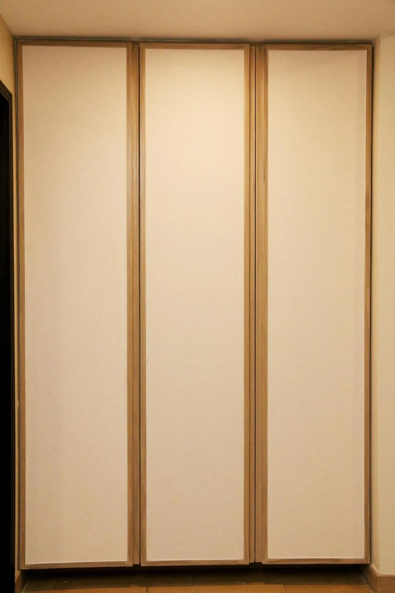 wardrobe in Crystal Palace Luxury Hotel Pattaya