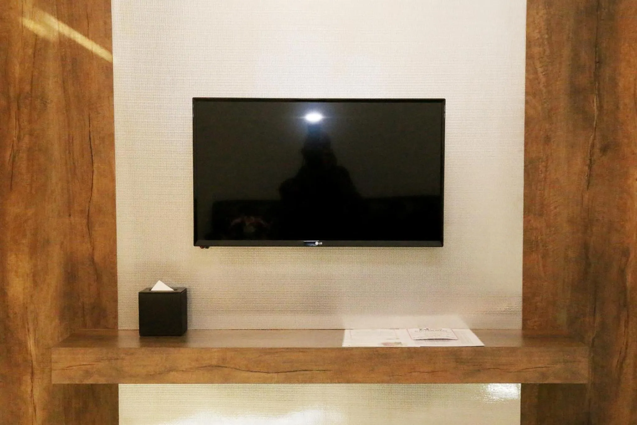 TV and multimedia in Crystal Palace Luxury Hotel Pattaya