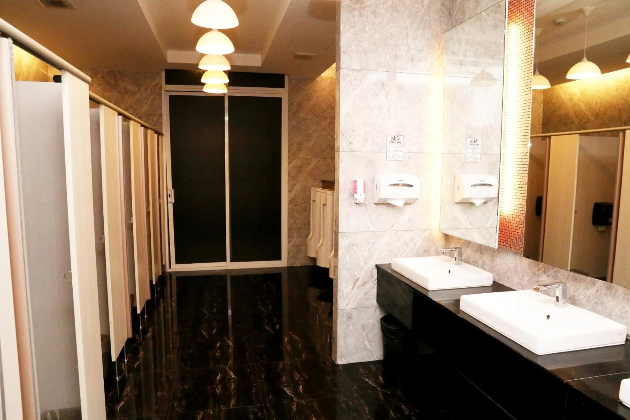Bathroom in Crystal Palace Luxury Hotel Pattaya