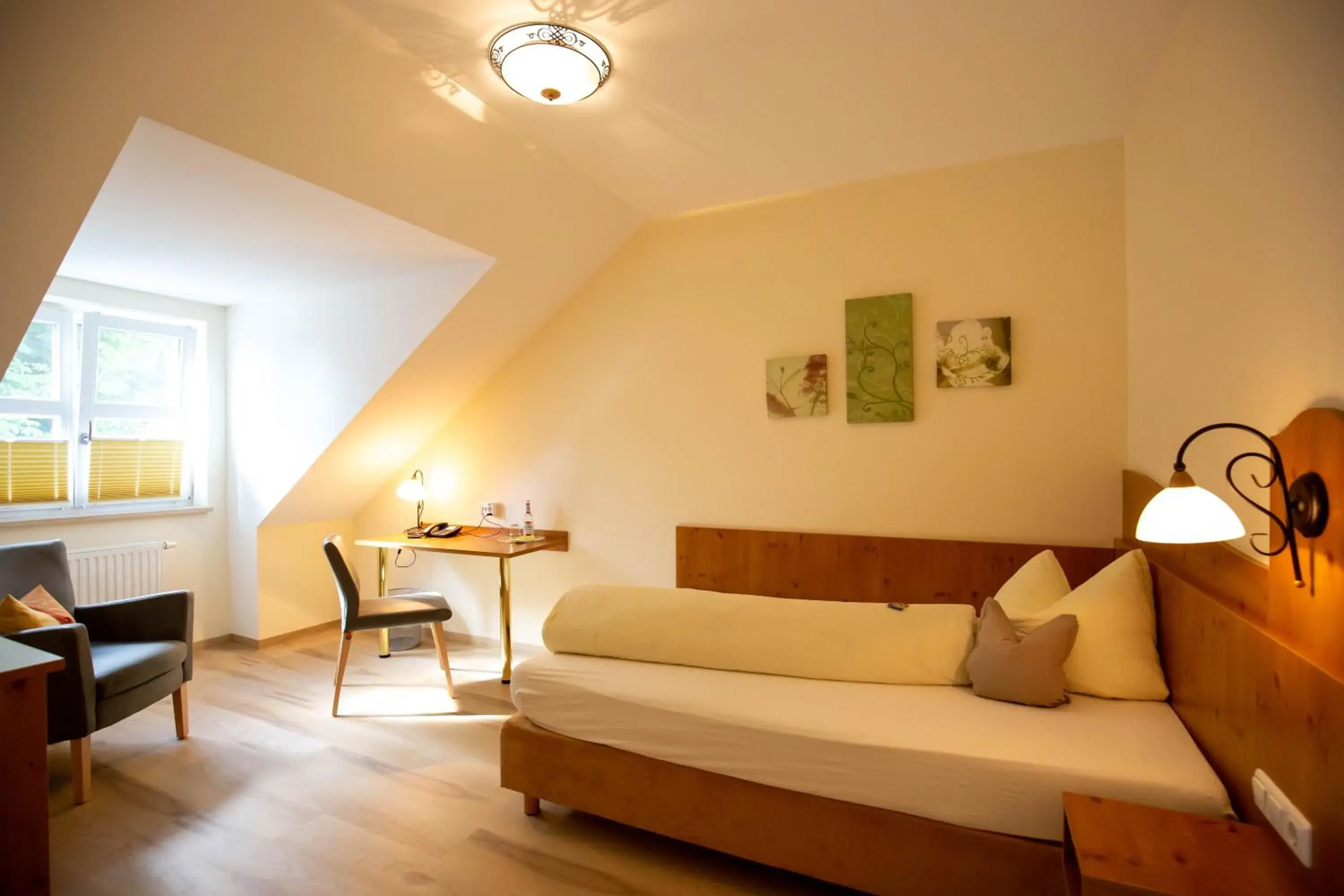 Single Room in Gasthaus und Hotel Göttler Josef Single Room in Gasthaus und Hotel Göttler Josef