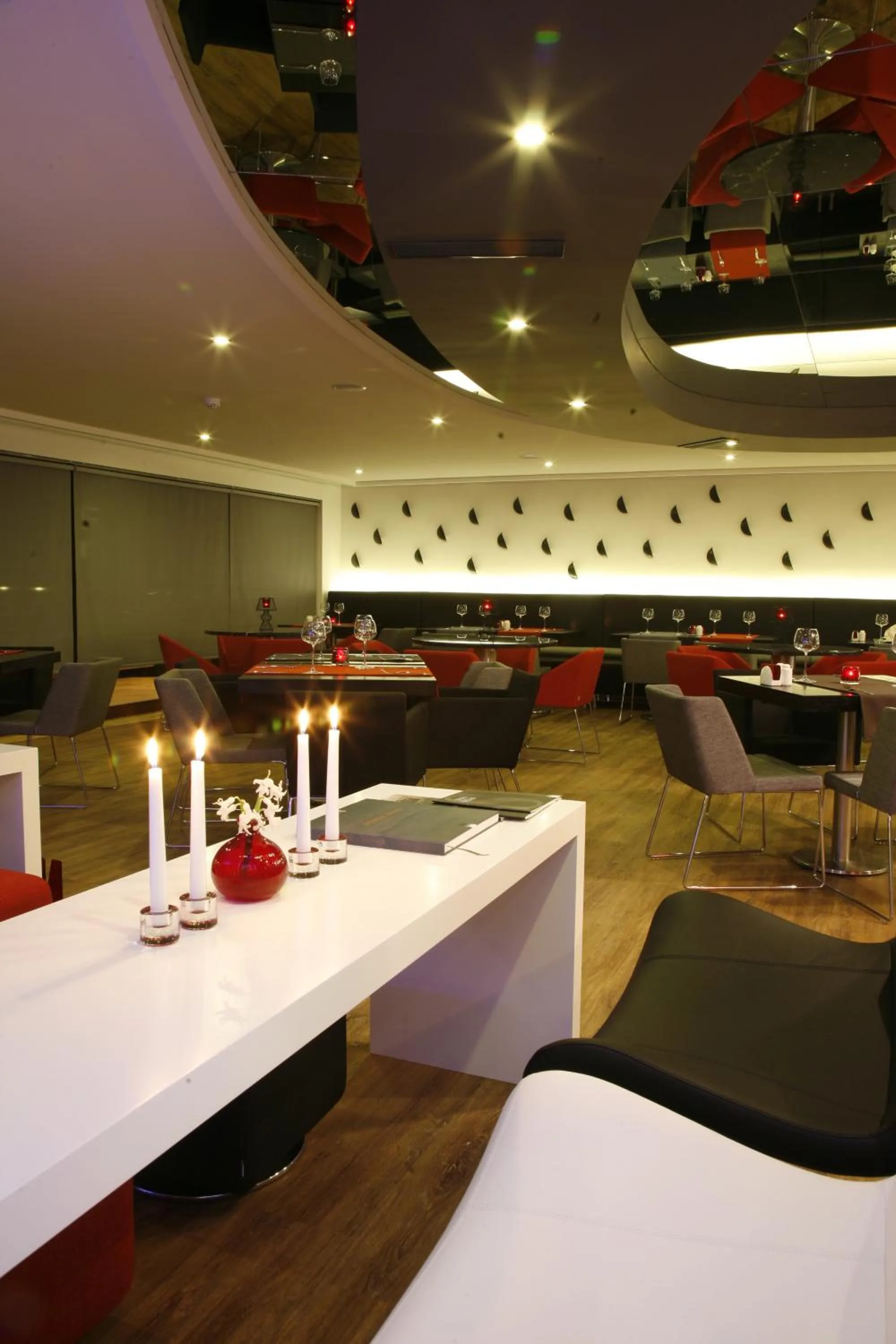 Restaurant/places to eat in Hotel Samm Bistro Spa