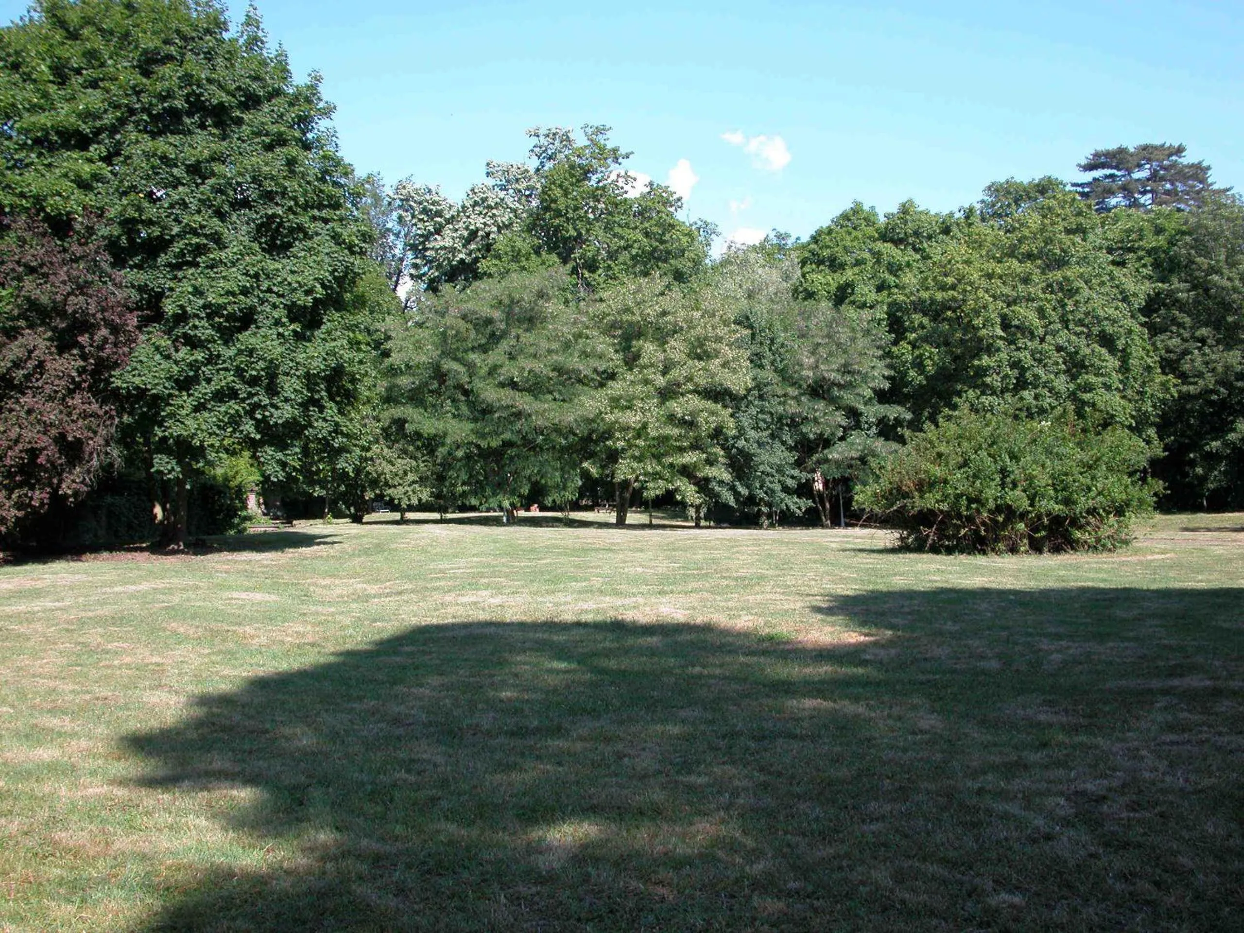 Natural landscape in Domaine de Beaupré - Hotel The Originals Relais