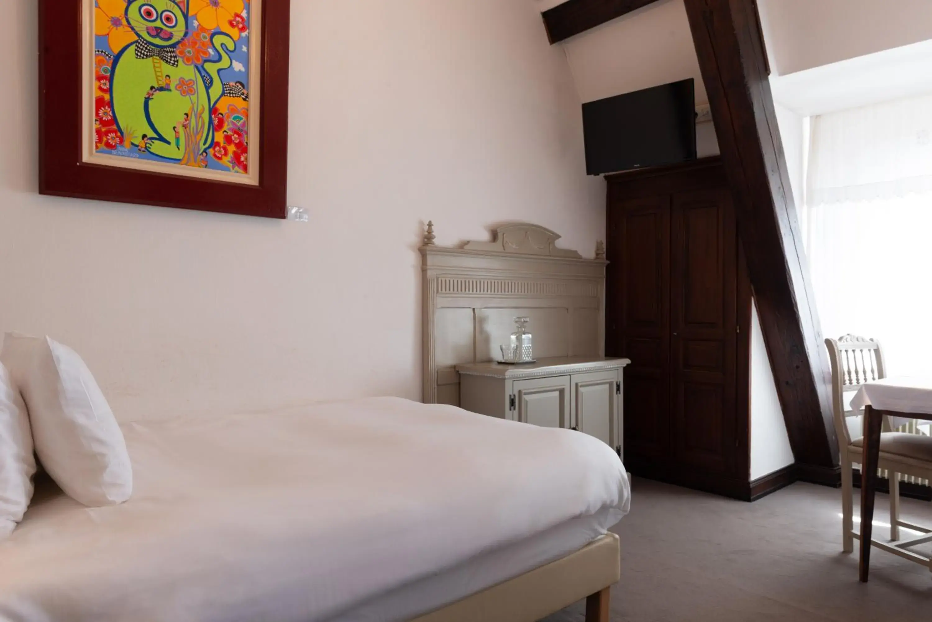 Single Room - single occupancy in Domaine de Beaupré - Hotel The Originals Relais Single Room - single occupancy in Domaine de Beaupré - Hotel The Originals Relais