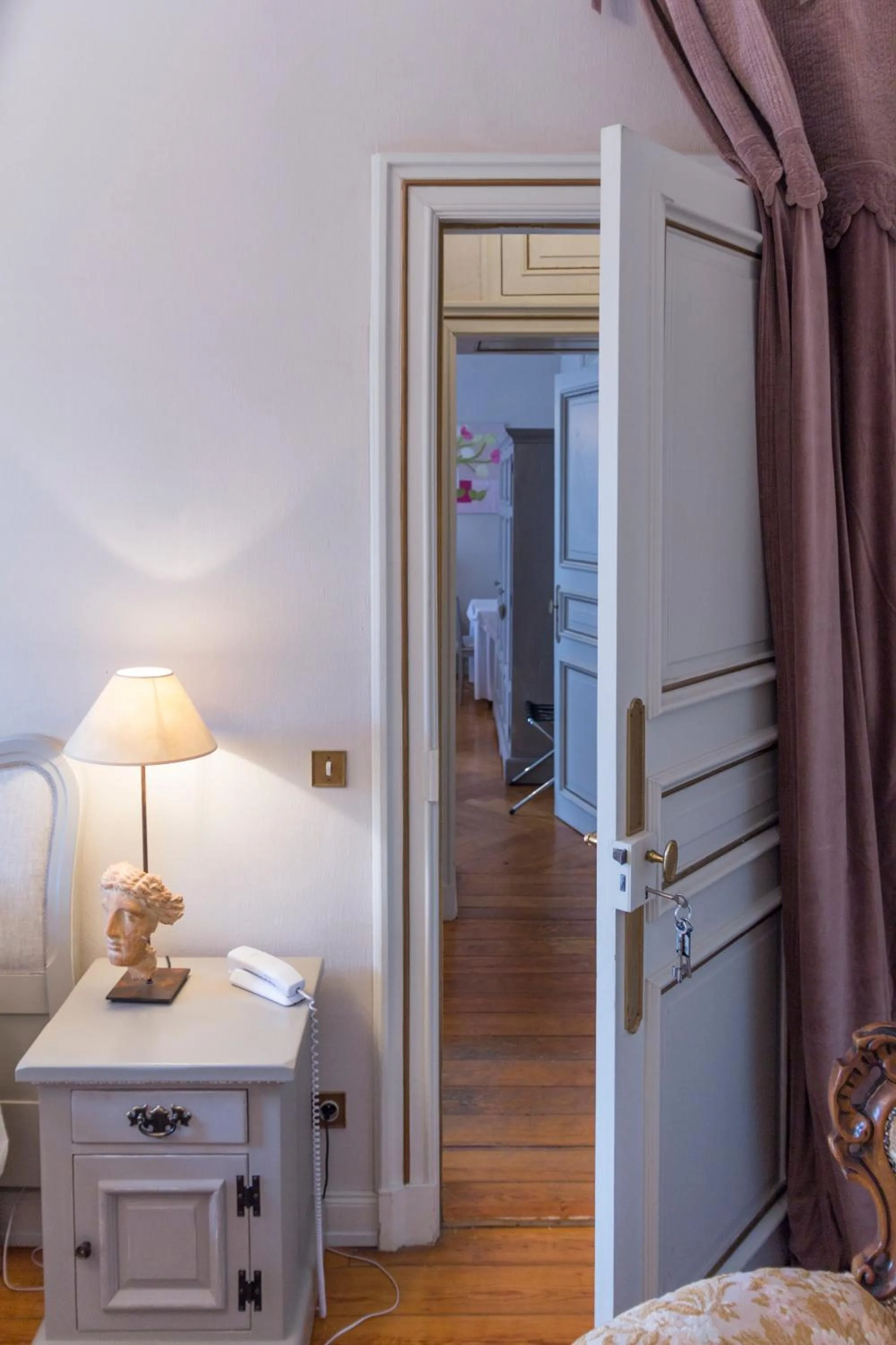 Decorative detail in Domaine de Beaupré - Hotel The Originals Relais