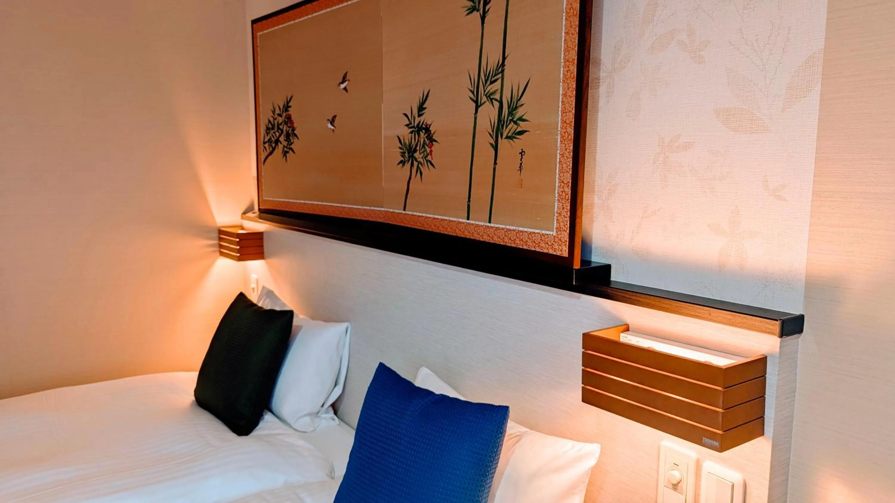 Bed in Kyoto Inn Gion