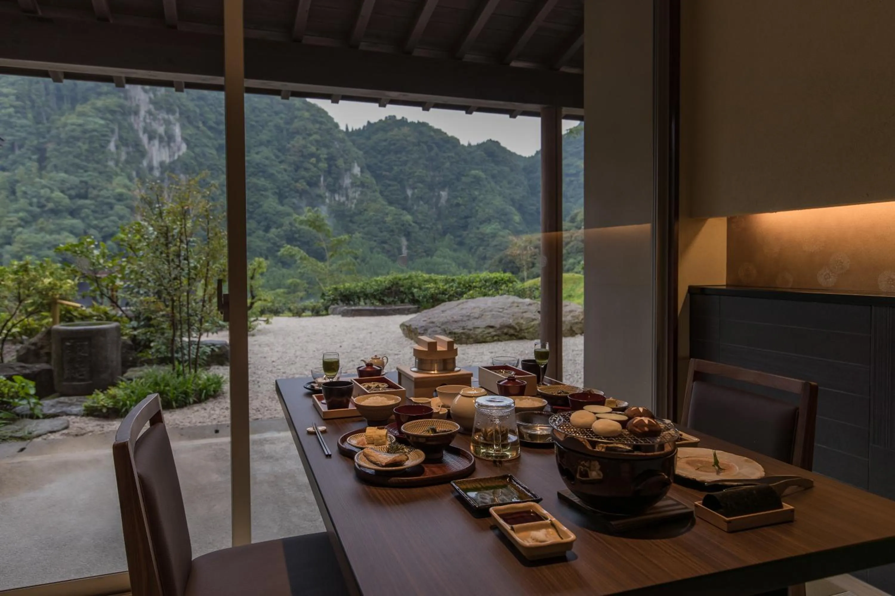 Restaurant/places to eat in Okuhita Onsen Umehibiki