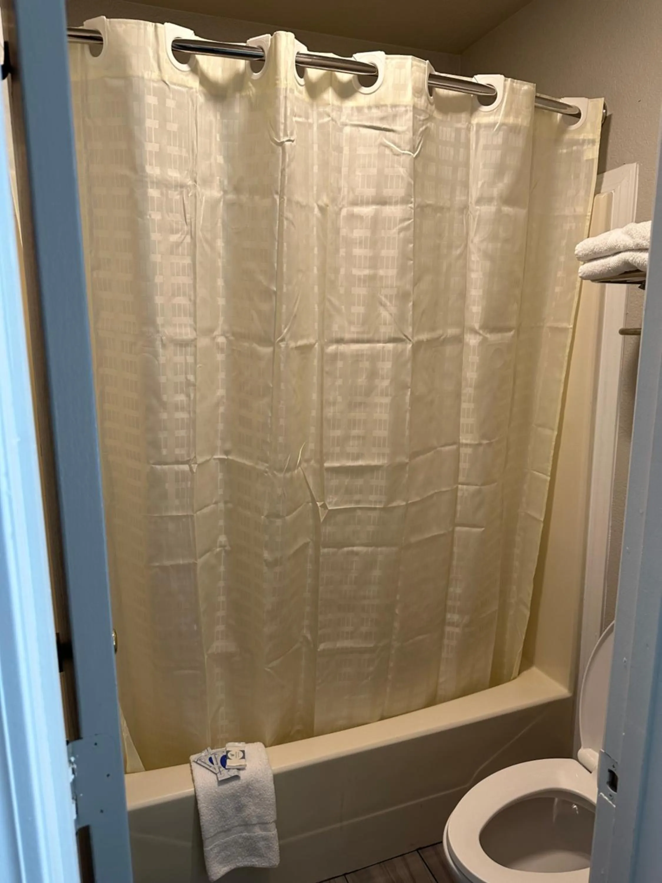 Sleepy Traveler Motel