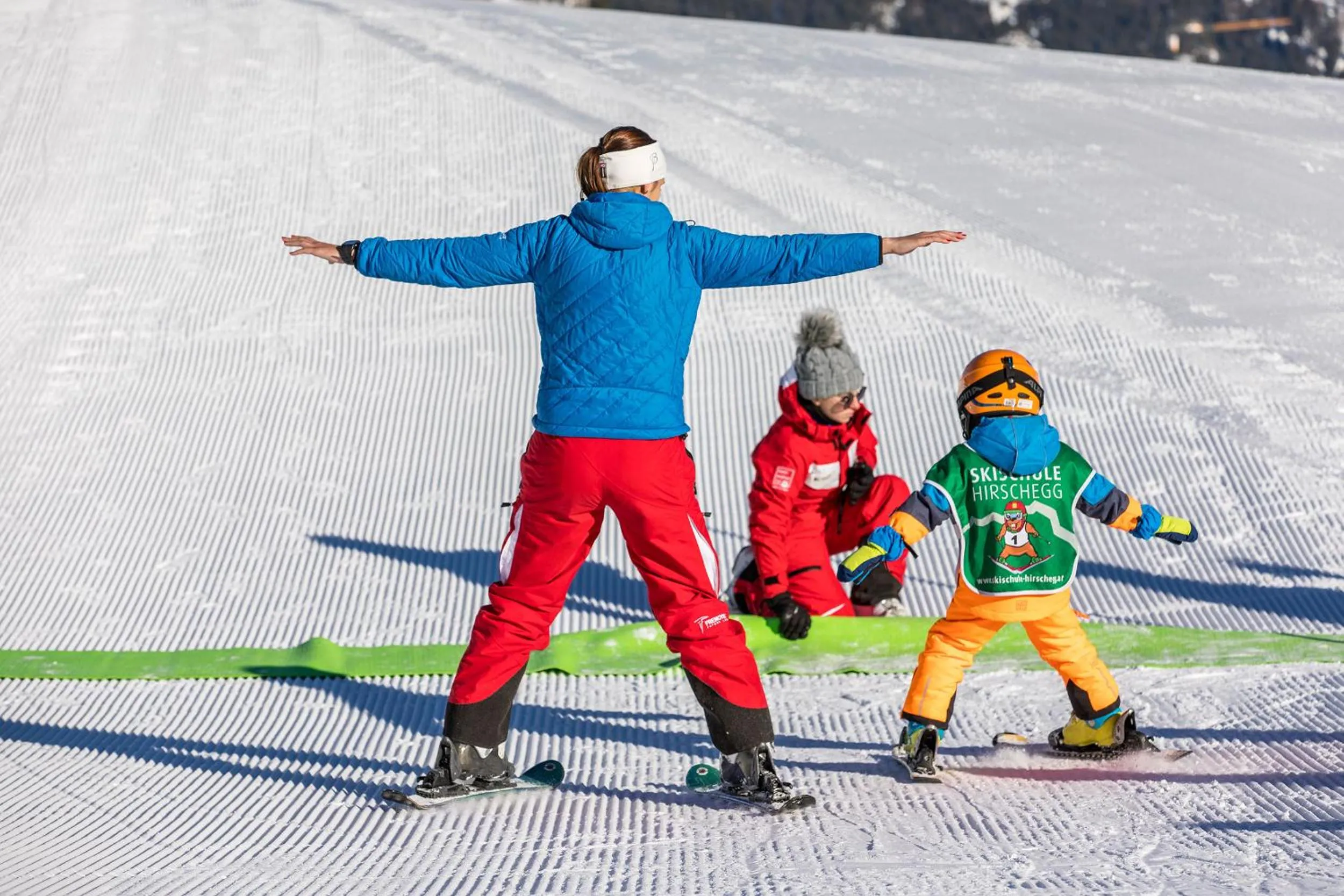 Ski School in Familotel Alphotel