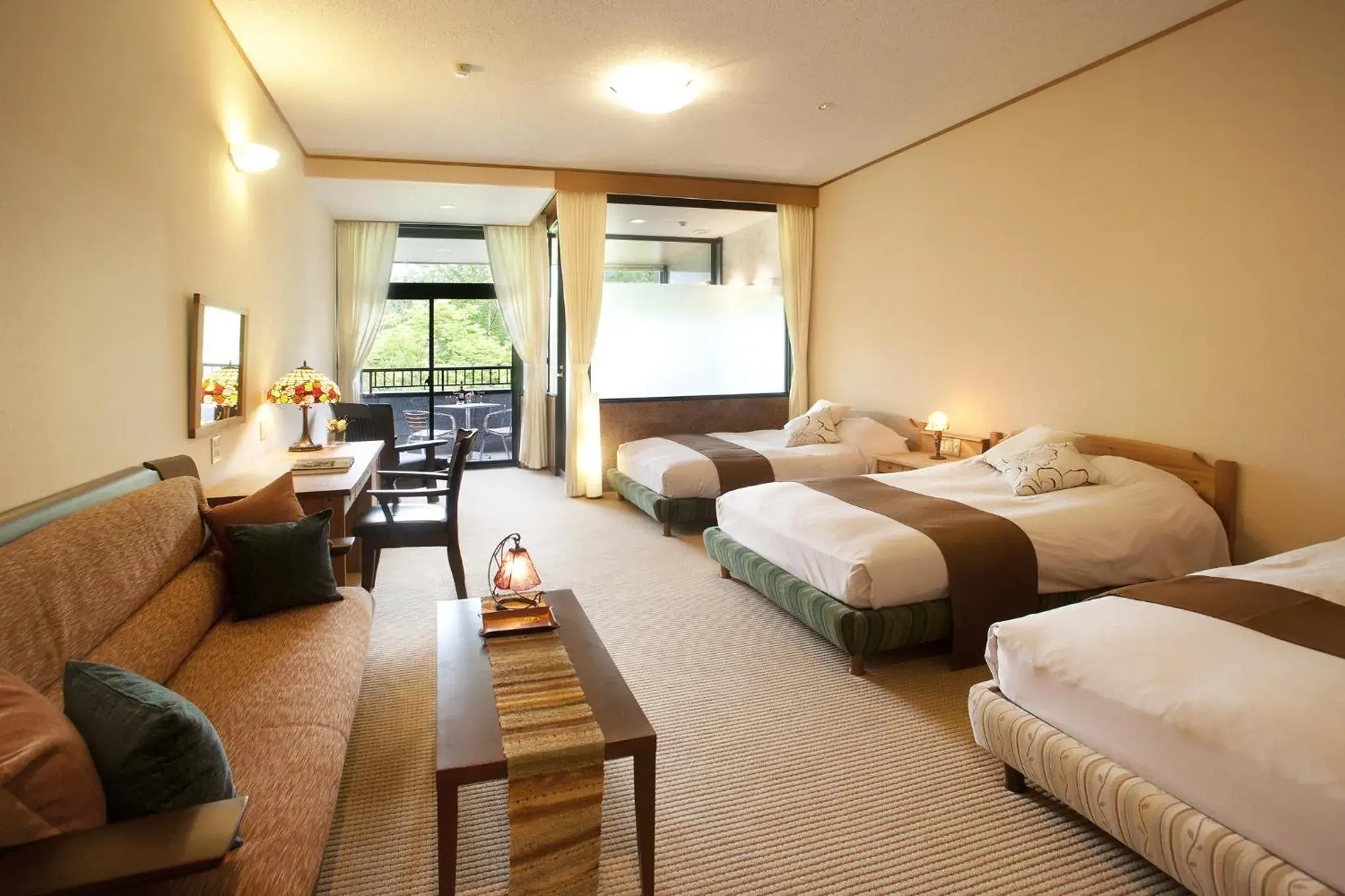Standard Triple Room with Private Bathroom with Mountain View in Nakao Kogen Hotel Kazaguruma Standard Triple Room with Private Bathroom with Mountain View in Nakao Kogen Hotel Kazaguruma