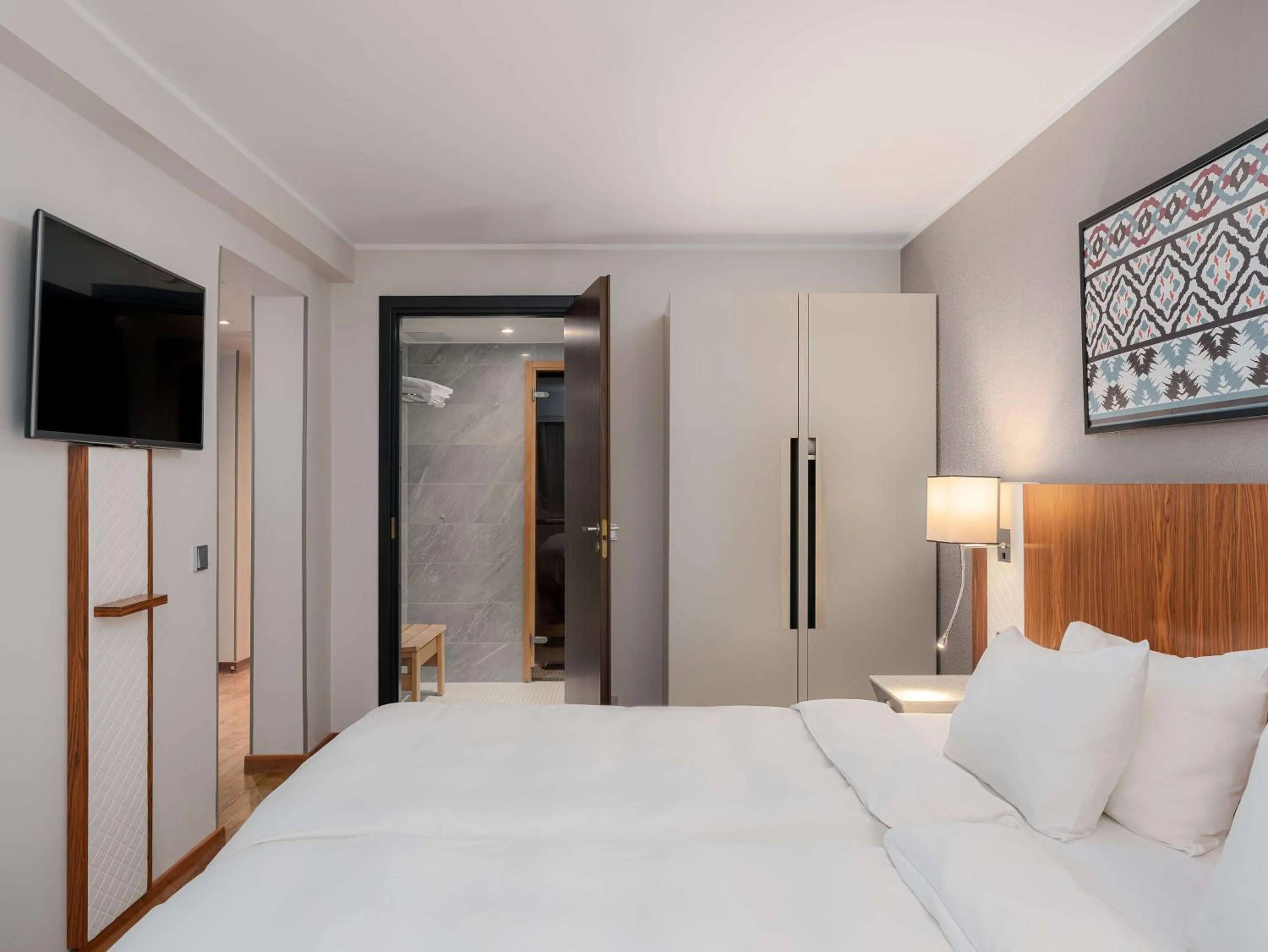 Photo of the whole room, Bed in Radisson Blu Hotel Olümpia