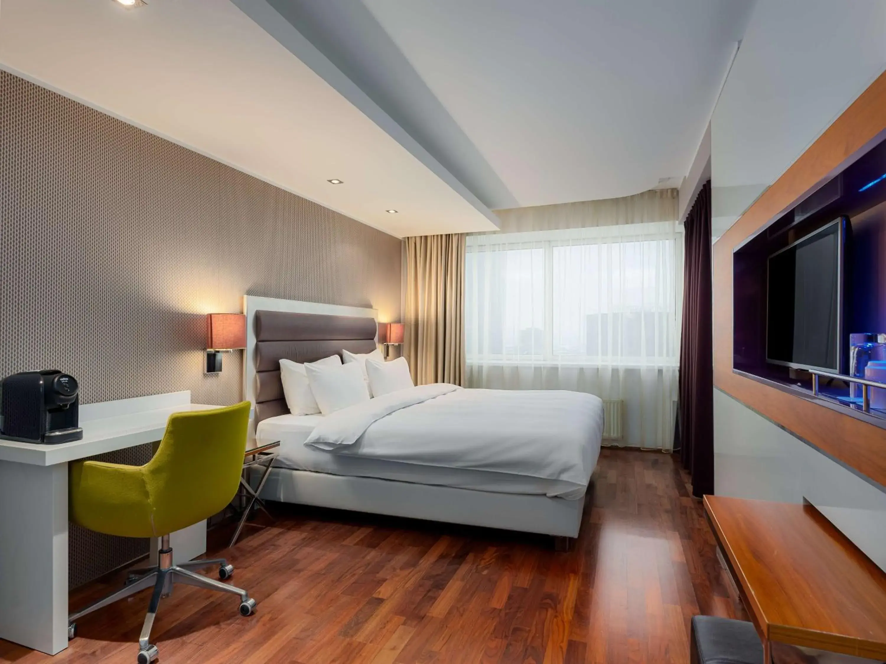 Superior Room with Old Town View in Radisson Blu Hotel Olümpia Superior Room with Old Town View in Radisson Blu Hotel Olümpia