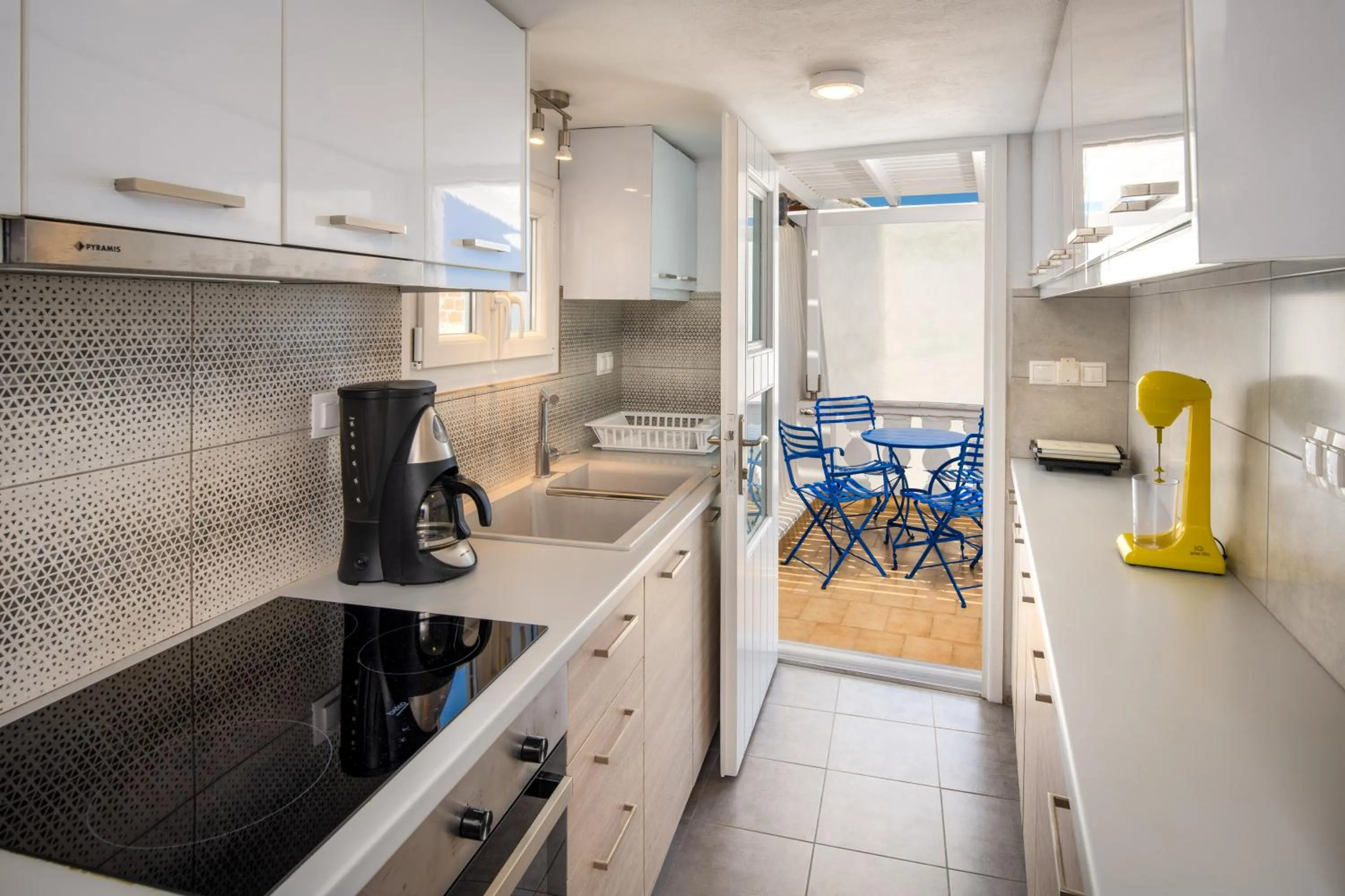 Kitchen or kitchenette in Afrodete Hotel