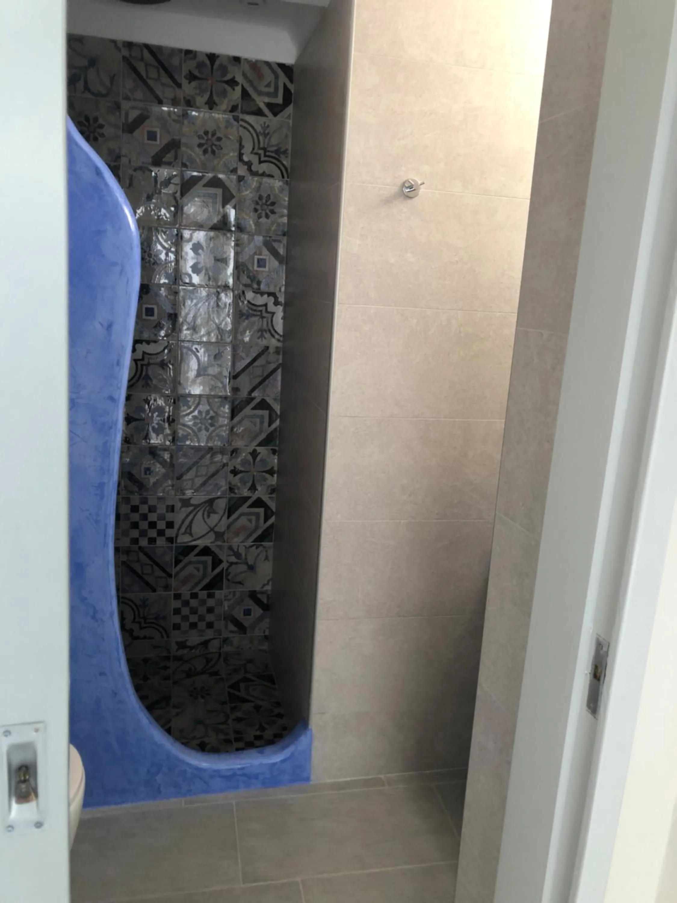 Bathroom in Afrodete Hotel