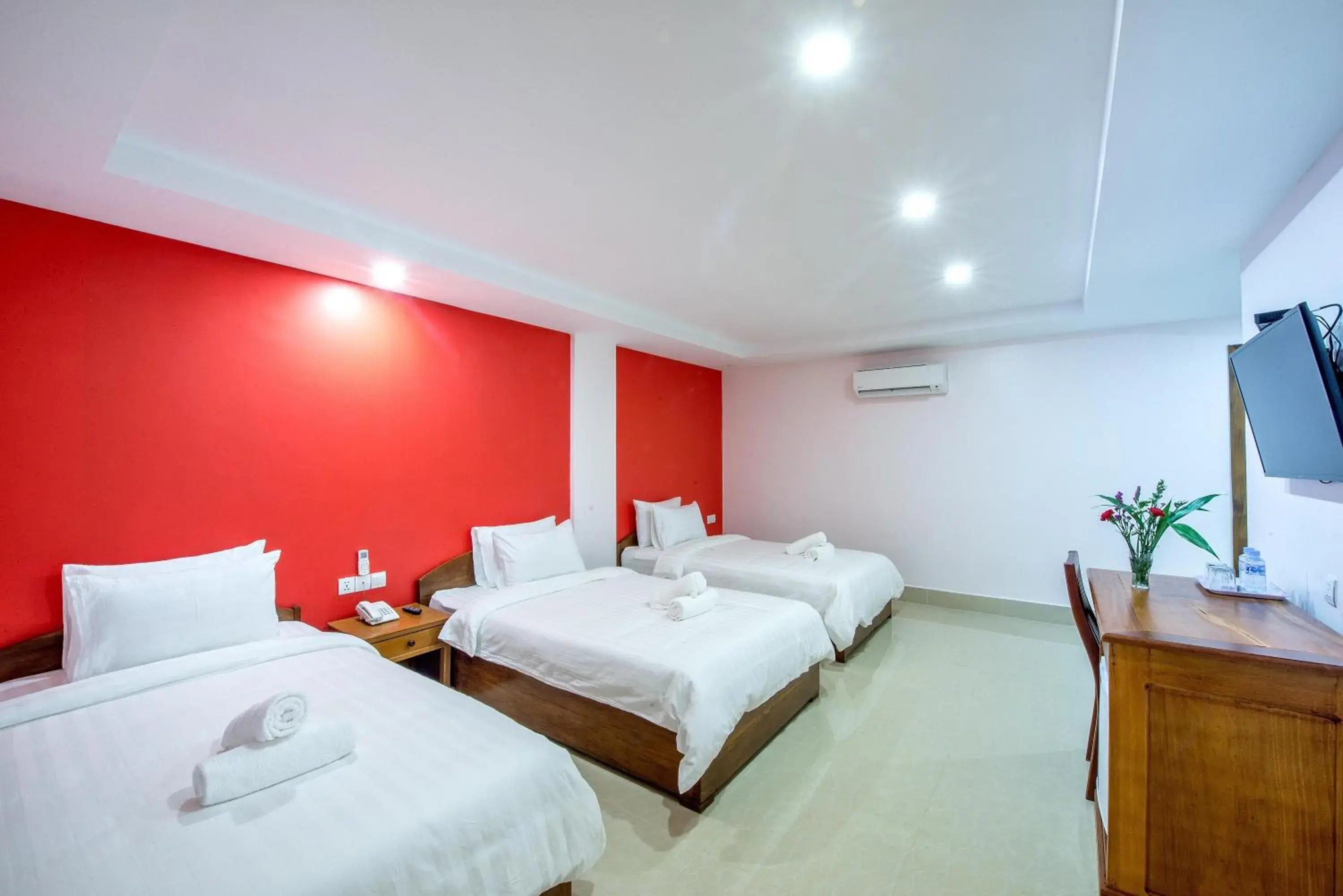 Bedroom, Bed in Golden Citadel Hotel Siem Reap Bedroom, Bed in Golden Citadel Hotel Siem Reap