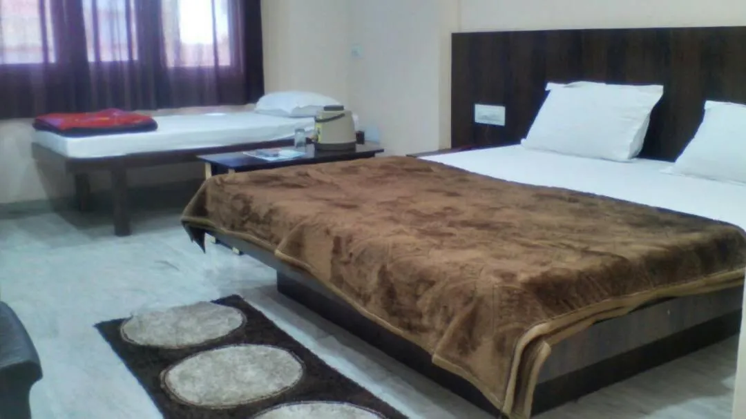 Bed in Laxmi Mahal