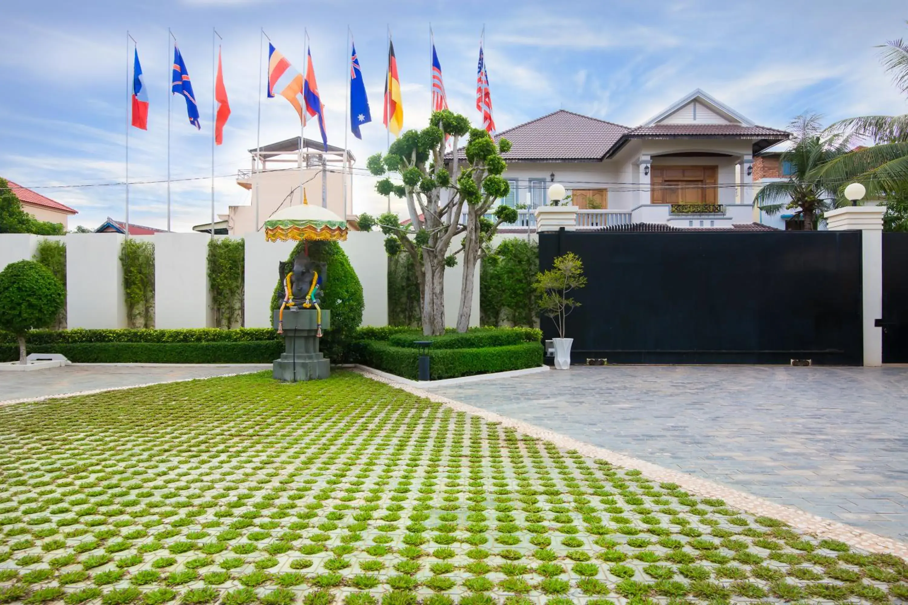 Garden view in KT Apartment Garden view in KT Apartment