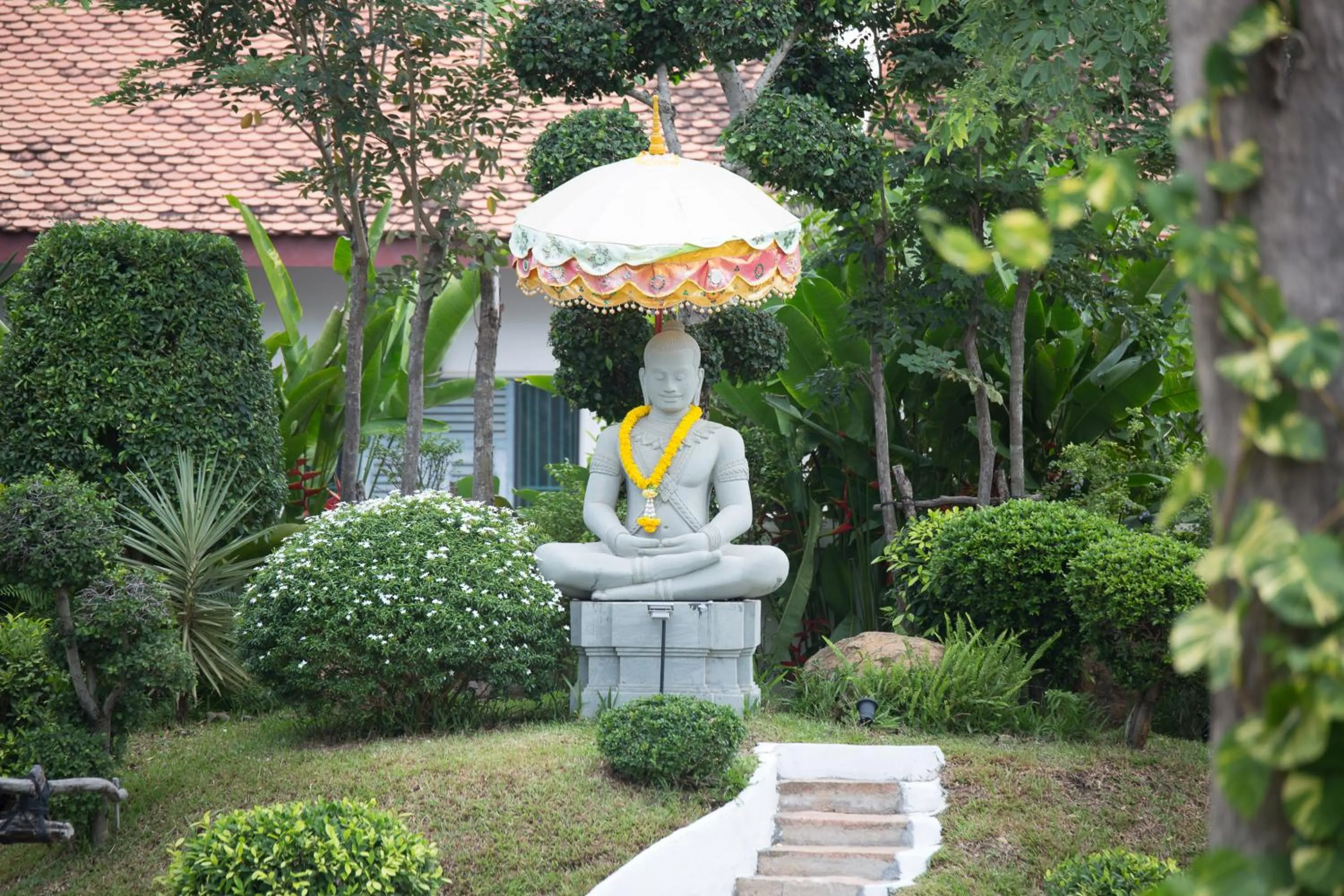 Garden view in KT Apartment