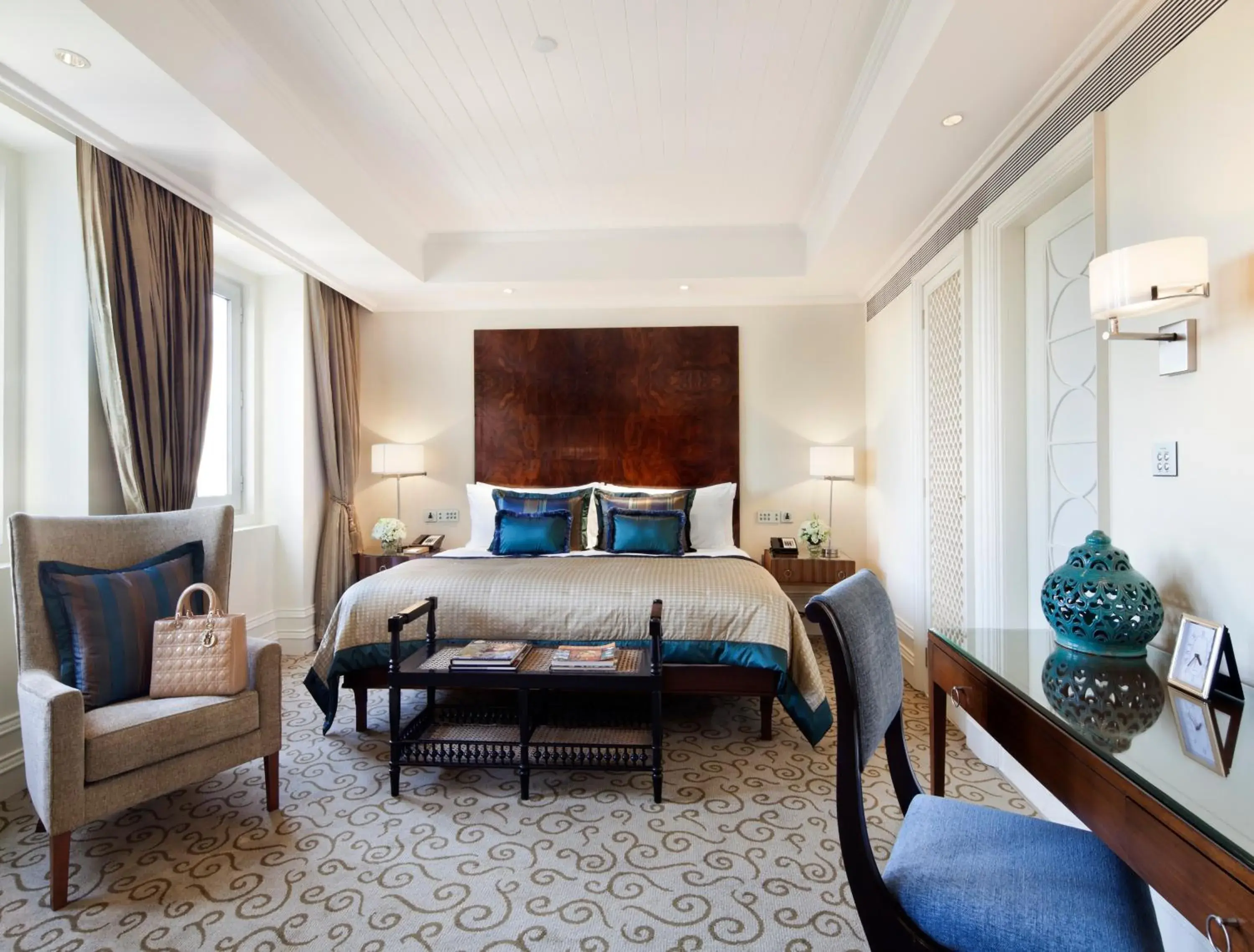 Bed in The Taj Mahal Palace, Mumbai Bed in The Taj Mahal Palace, Mumbai