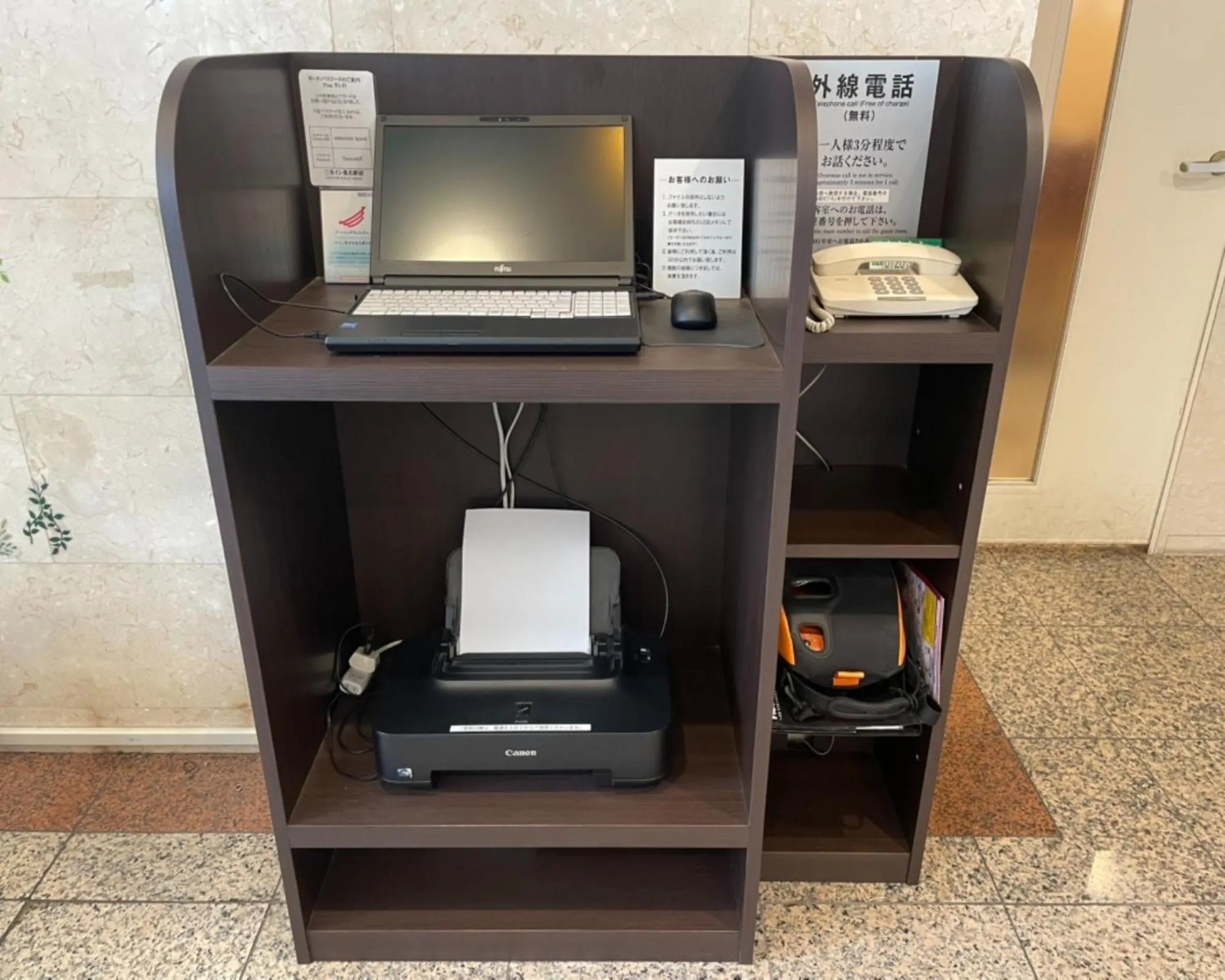 Lobby or reception in Sanco Inn Kuwana Ekimae