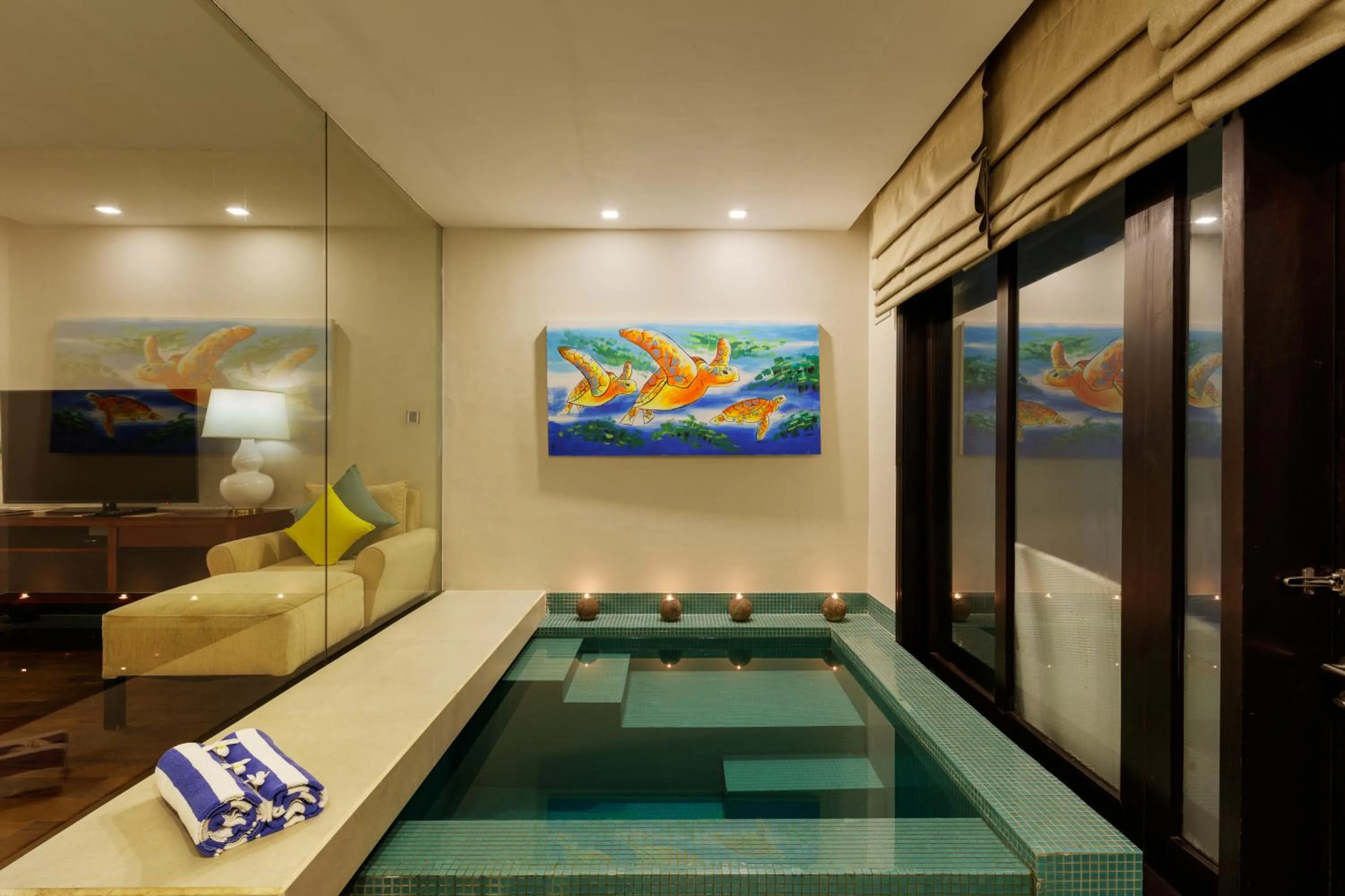 Beach Splash Room in The Fortress Resort & Spa Galle