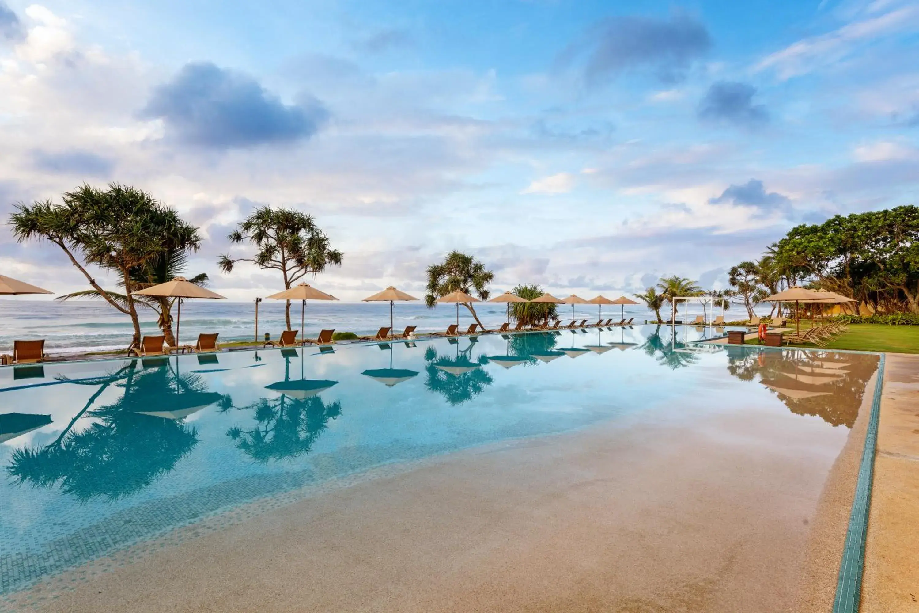 Swimming pool in The Fortress Resort & Spa Swimming pool in The Fortress Resort & Spa