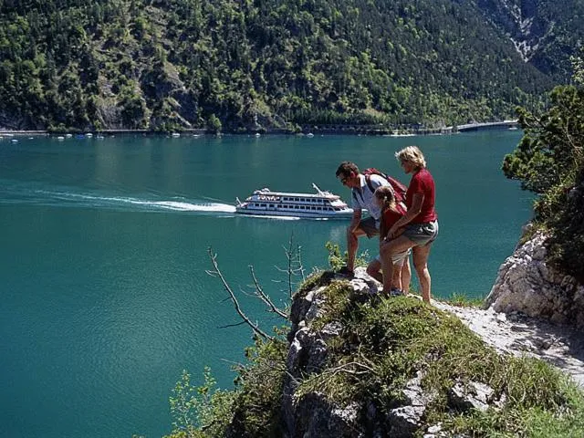 Area and facilities in Bed & Breakfast Der Tiroler