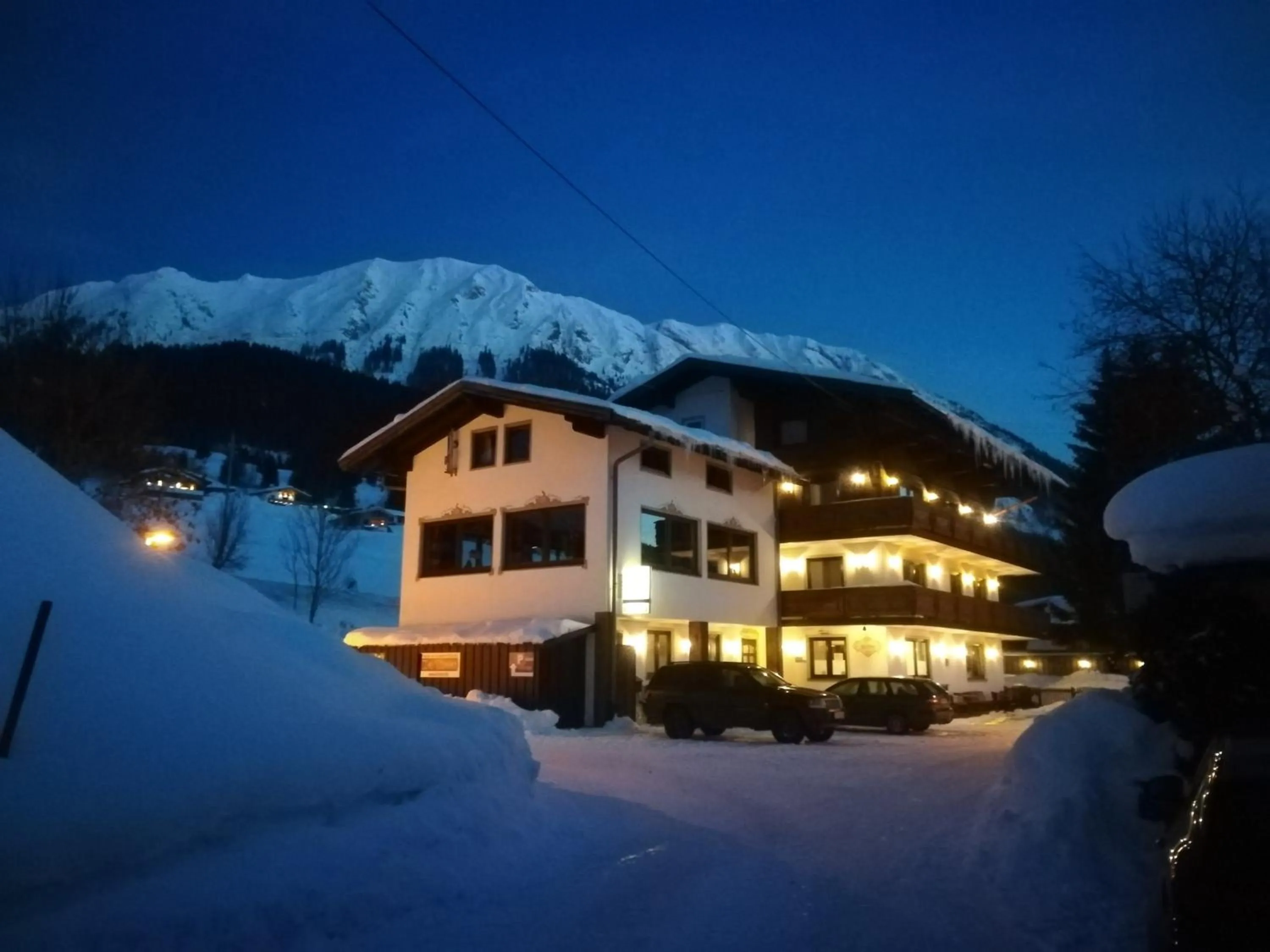 Facade/entrance in Bed & Breakfast Der Tiroler