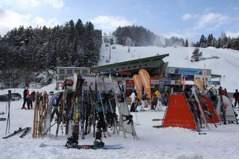 Area and facilities in Bed & Breakfast Der Tiroler