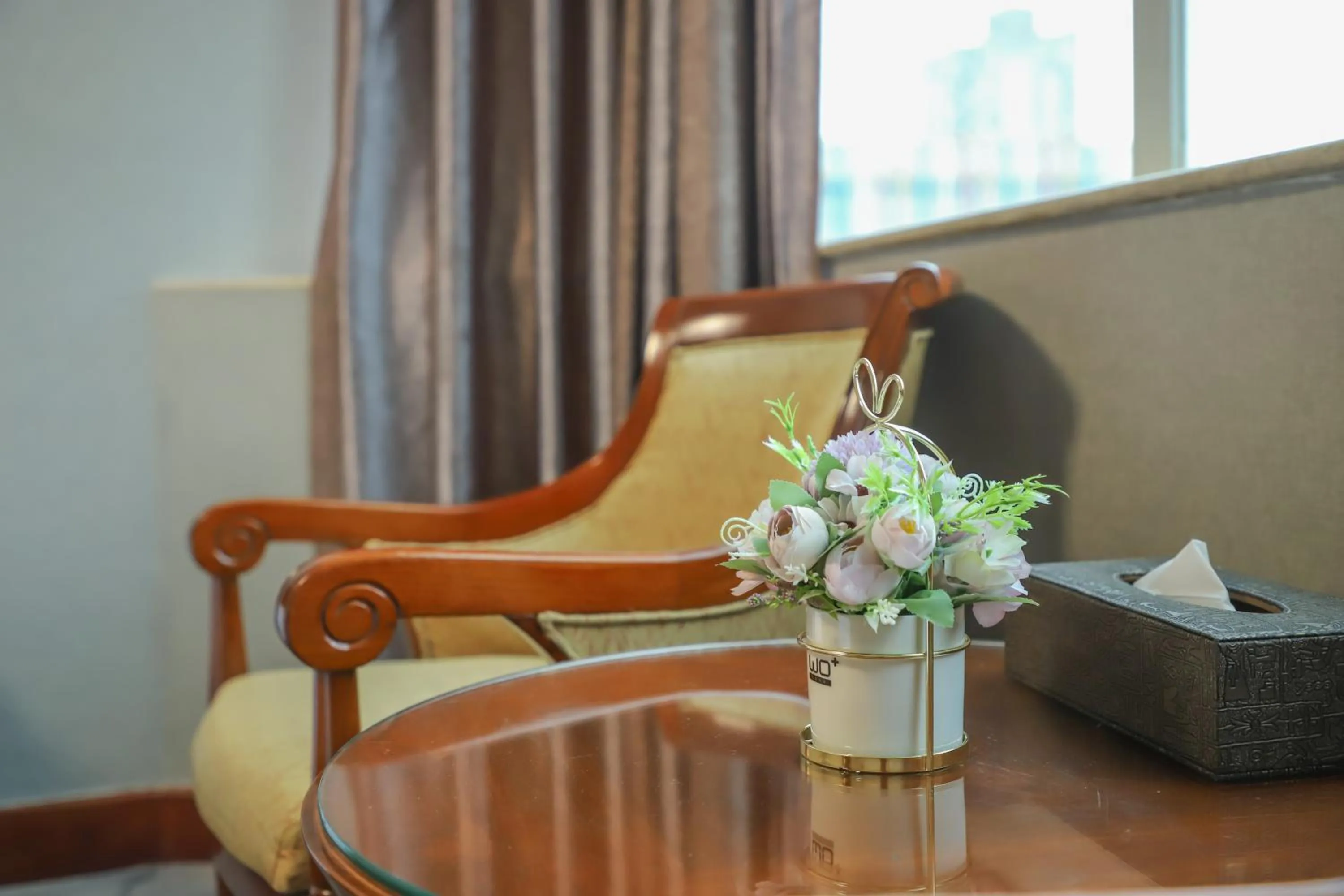 Seating area in Five Rams City Hotel