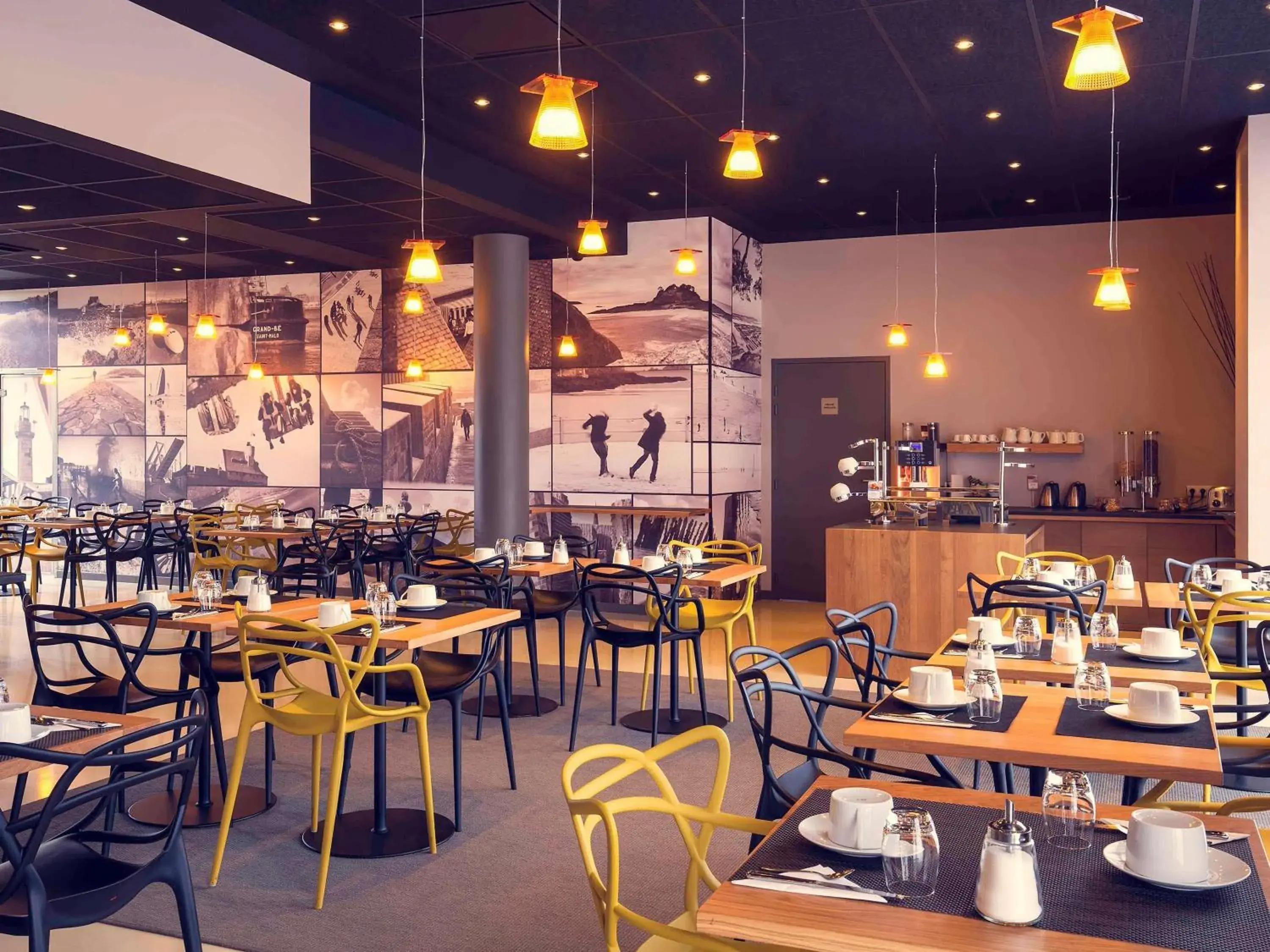 Breakfast in Mercure Saint Malo Balmoral Breakfast in Mercure Saint Malo Balmoral