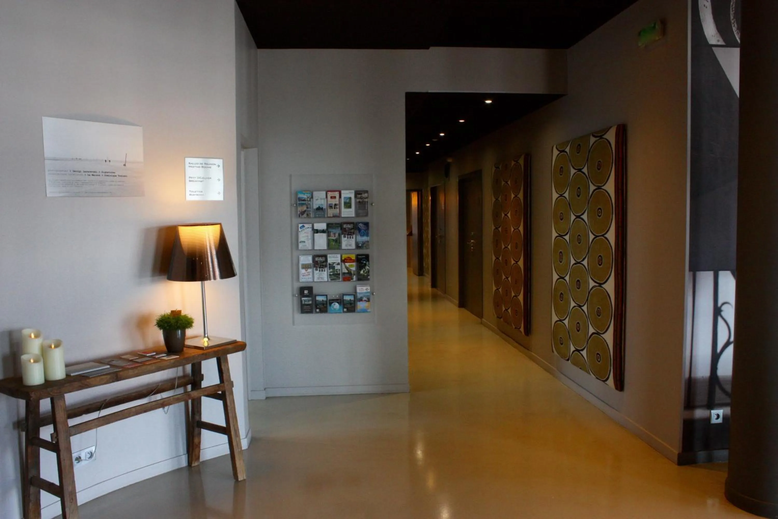 Decorative detail in Mercure Saint Malo Balmoral