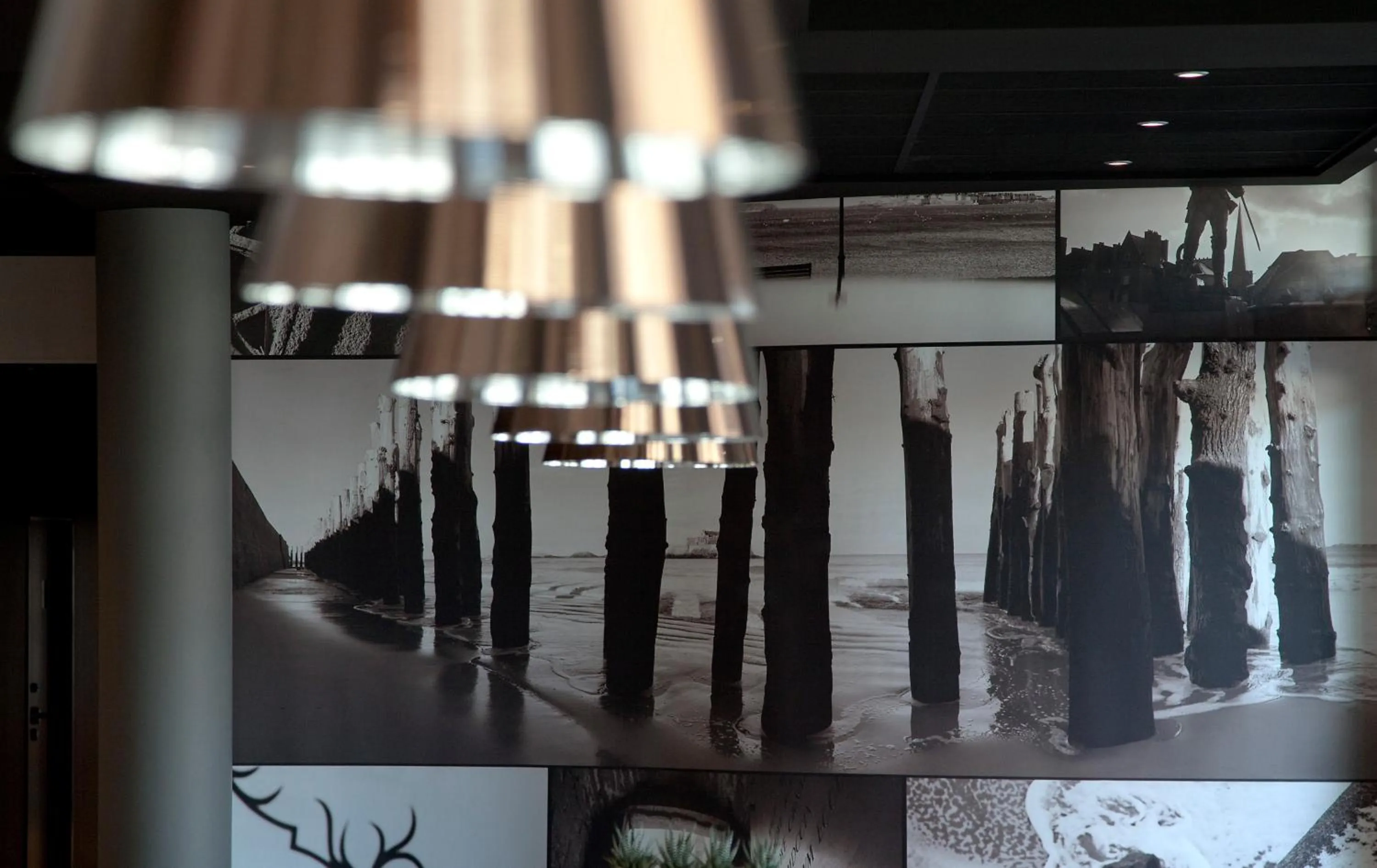 Decorative detail in Mercure Saint Malo Balmoral