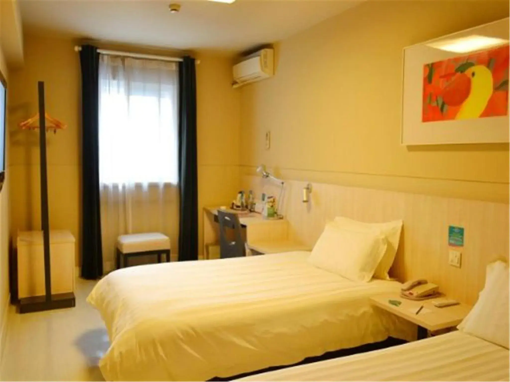 Bed in Jinjiang Inn - Qingdao Zhongshan Road Bed in Jinjiang Inn - Qingdao Zhongshan Road