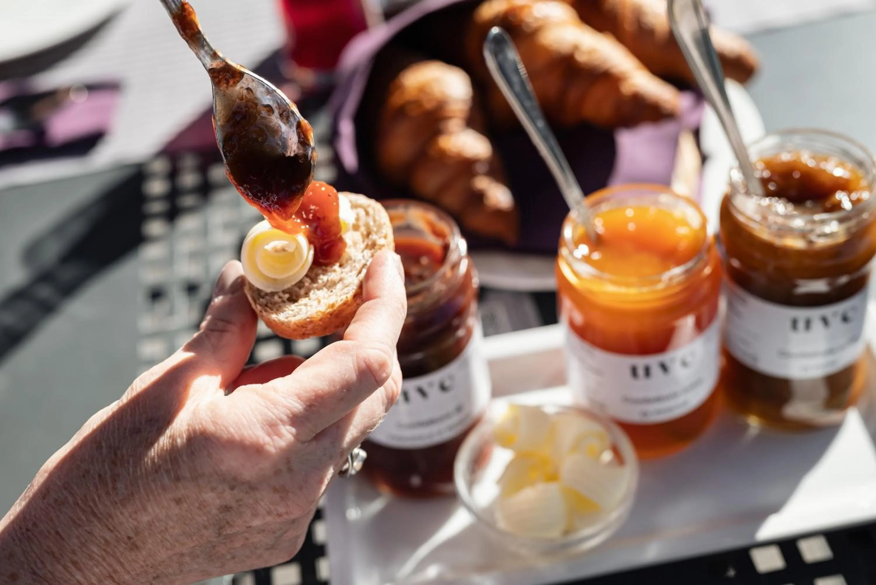 Breakfast in Uve Rooms & Wine Bar